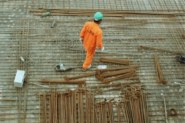 Materials shortages crisis can be managed, urges construction chief
