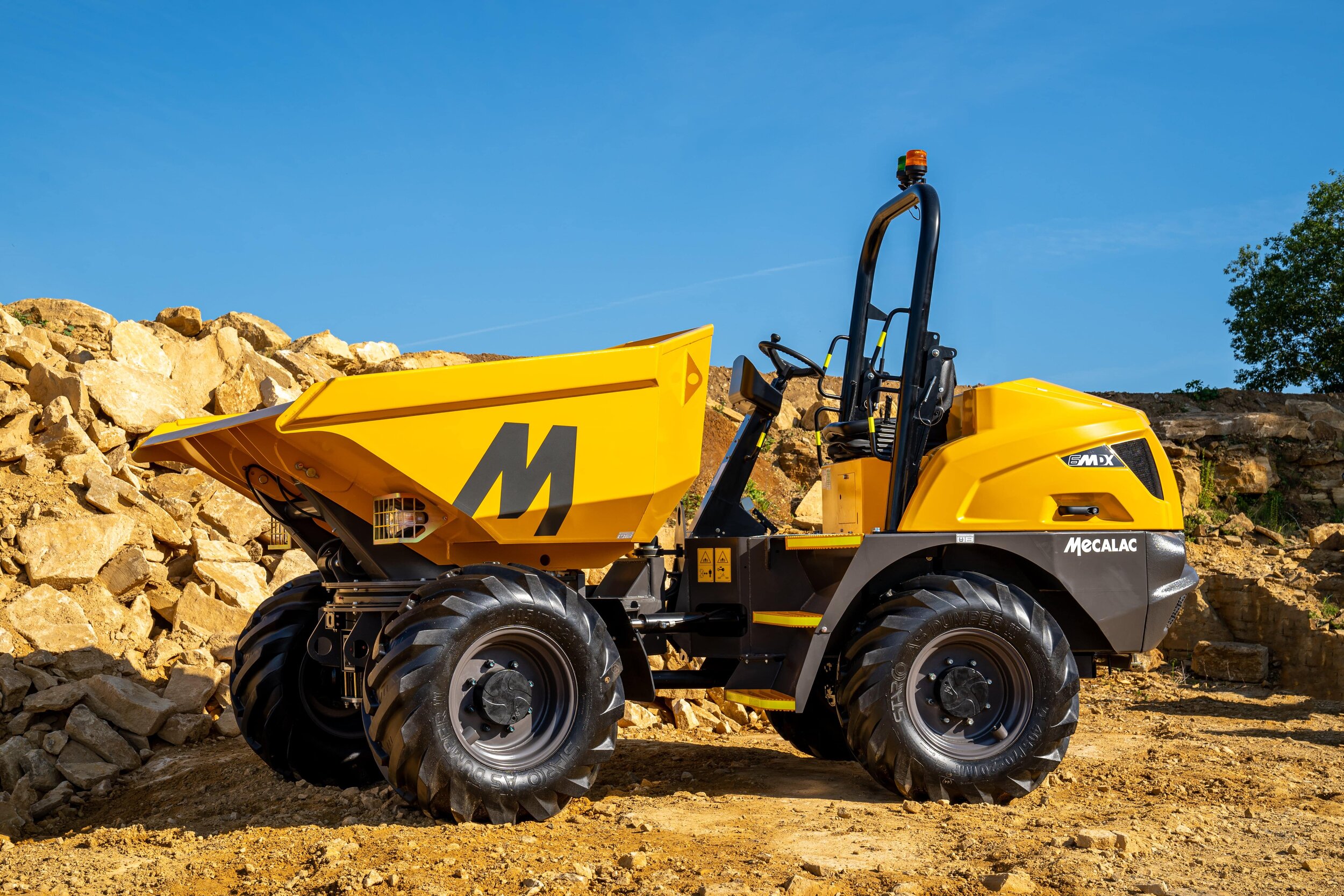 Mecalac_6MDX ROPS-min.jpg