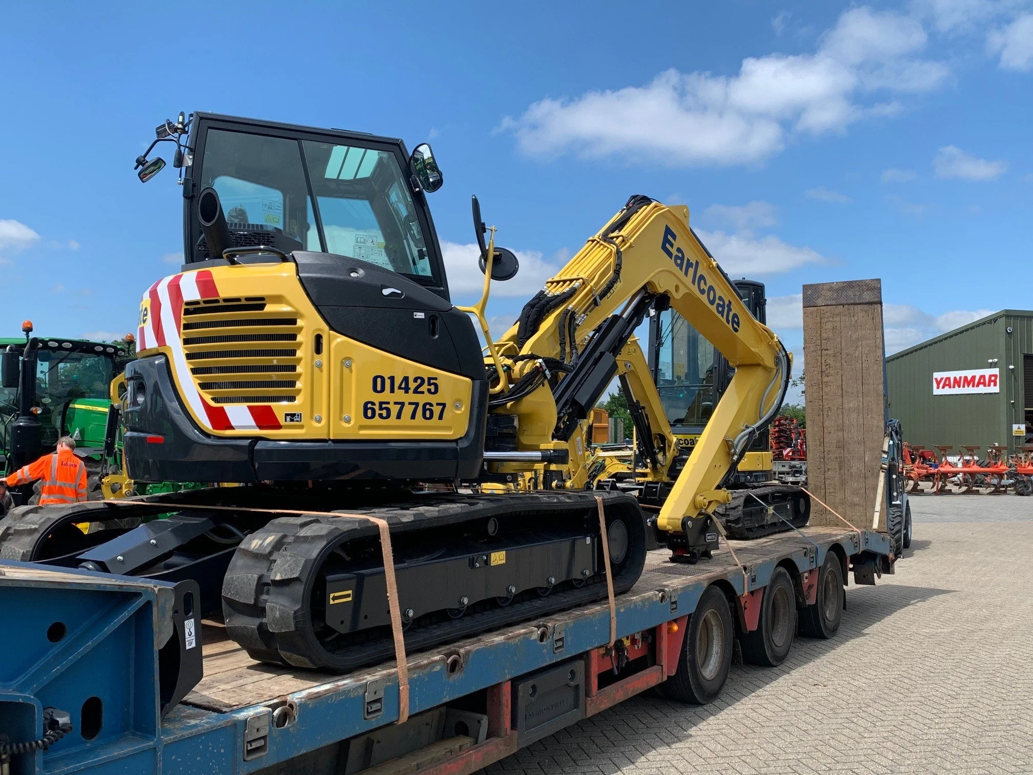 Earlcoate Construction invests in new Yanmar excavators