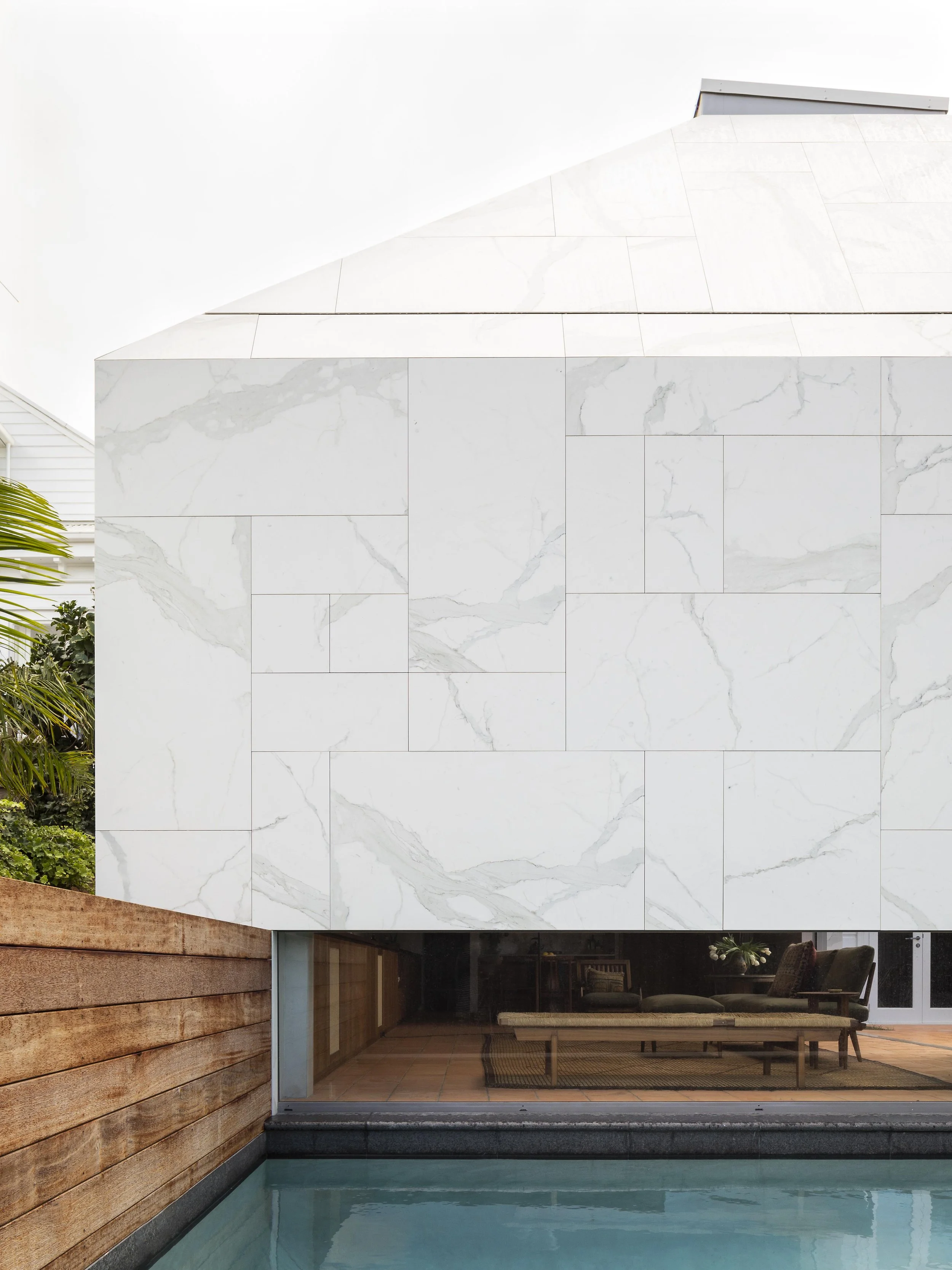 New Zealand home brings tropical modernism to period renovation
