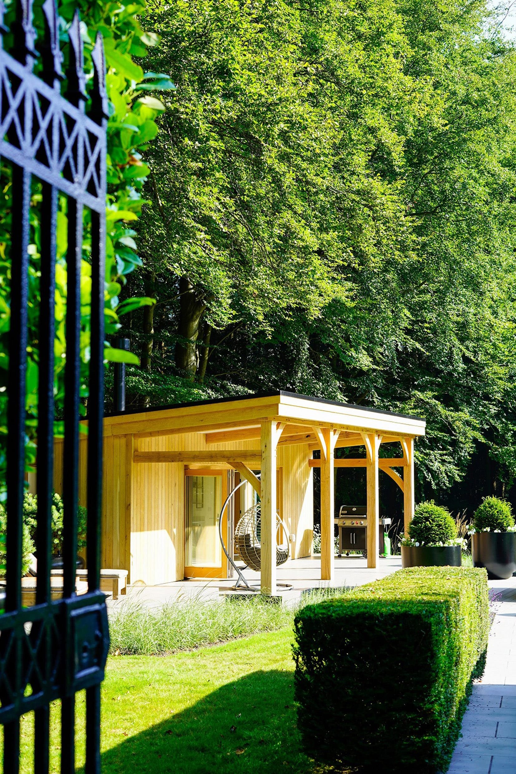 Daval reveal new directions for indoor-outdoor living spaces