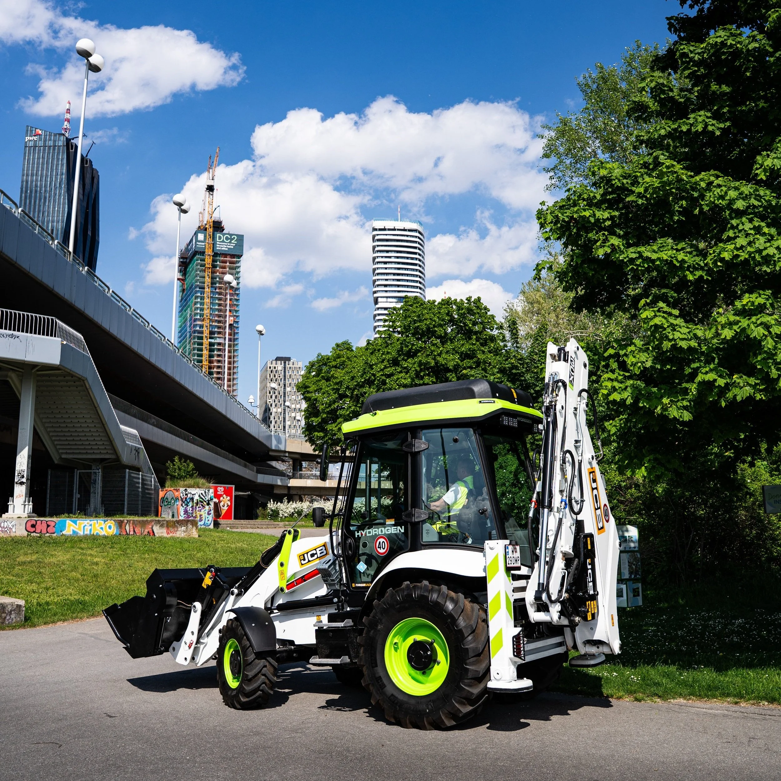 JCB secures full EU type-approval for pioneering hydrogen engine