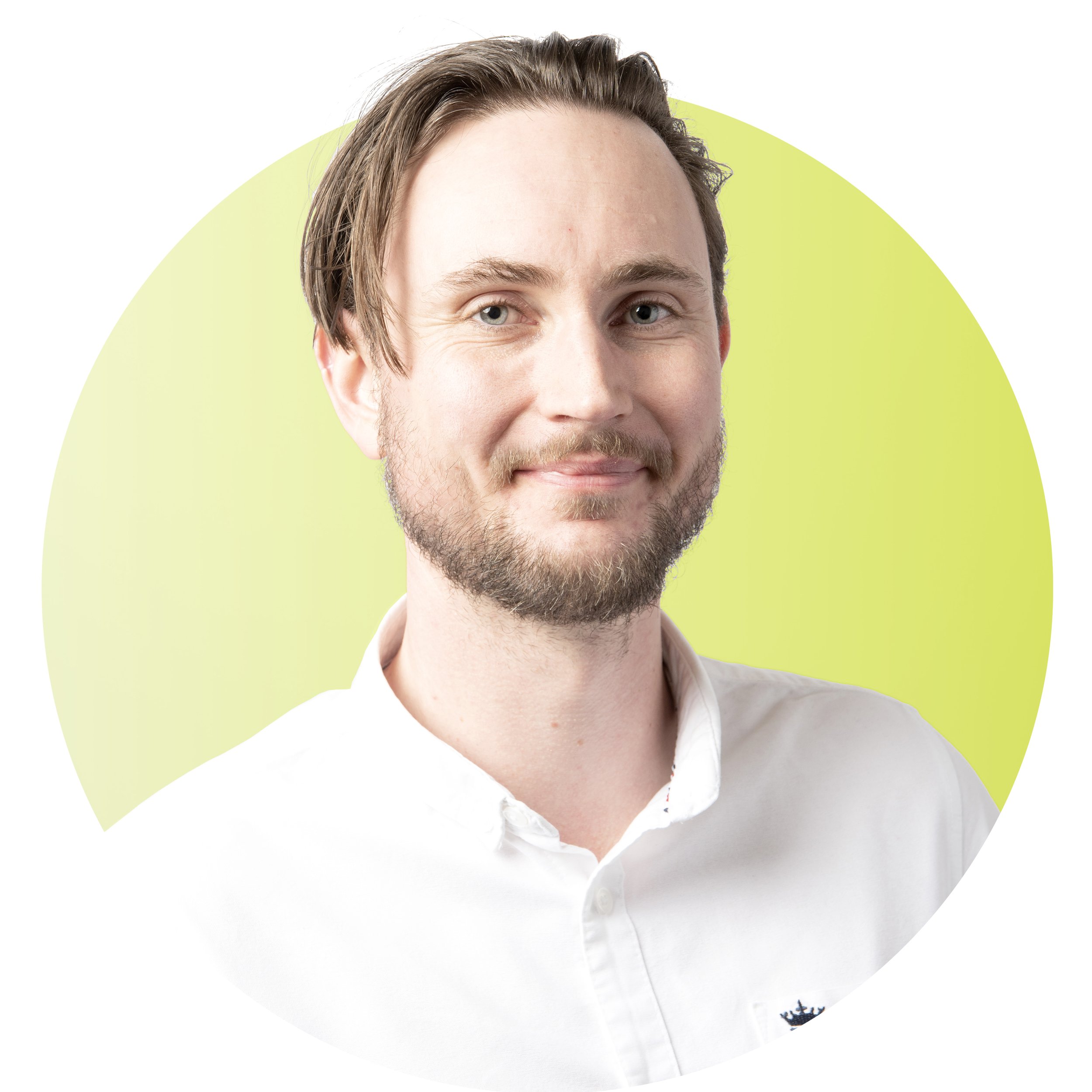 DAN - Headshot with Circle.jpg
