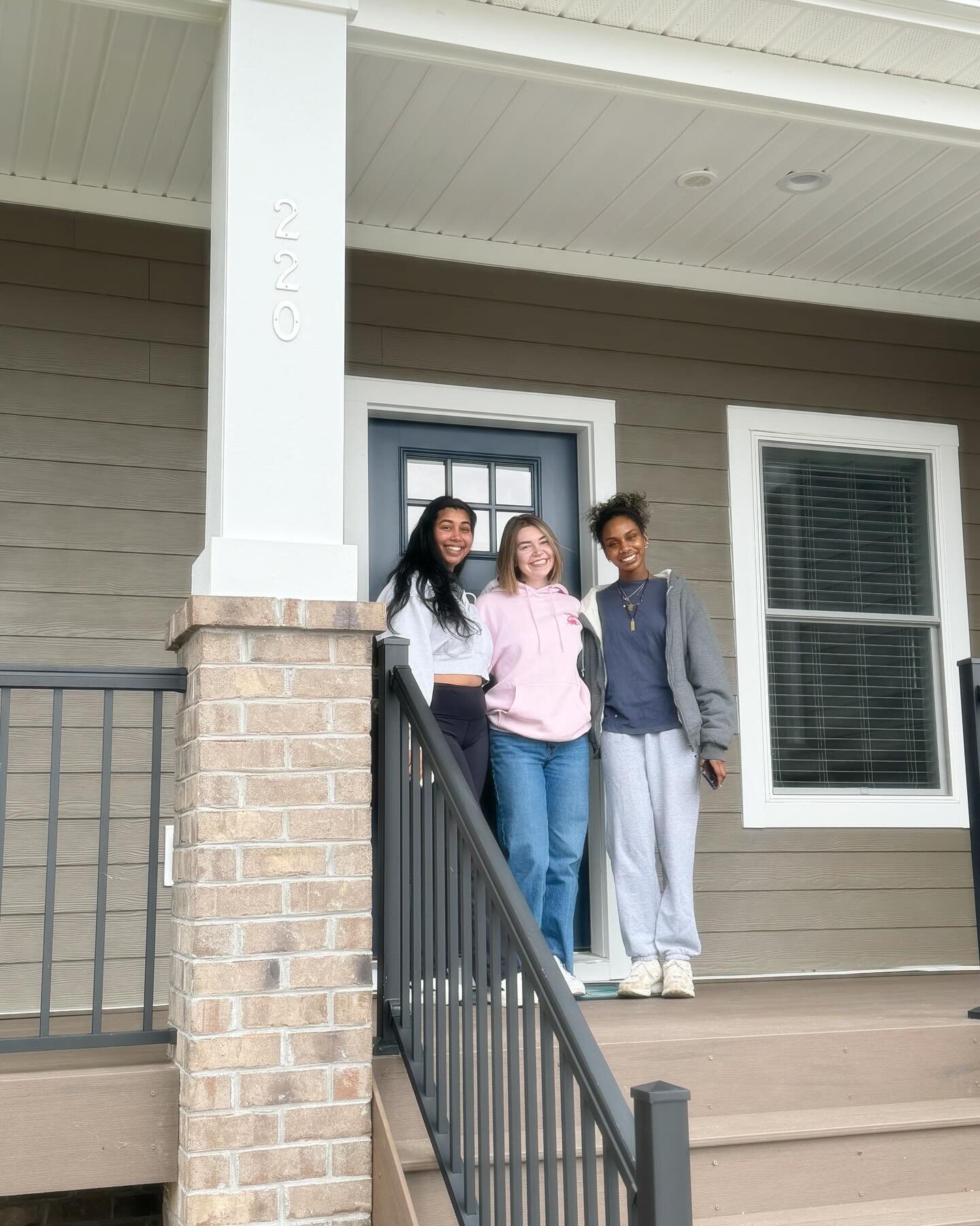 This sweet trio signed their lease today! Contact us today to secure yours! #summitblacksburg #blacksburg #blacksburgtownhomes #blacksburgliving #offcampushousing #hokieliving #lovewhereyoulive #ridebt #virginiatech #hokies