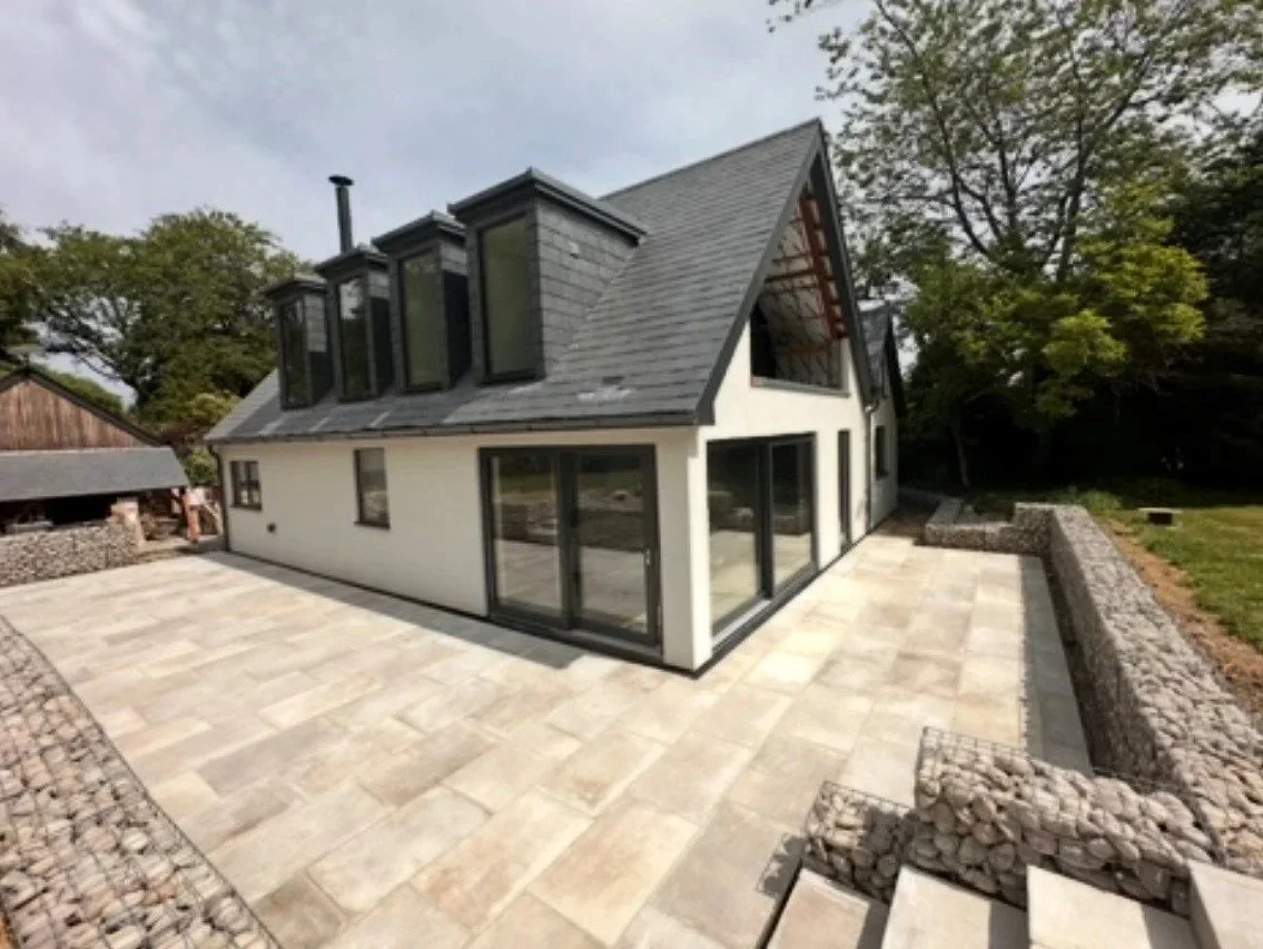 Haslemere Patio and Retainer