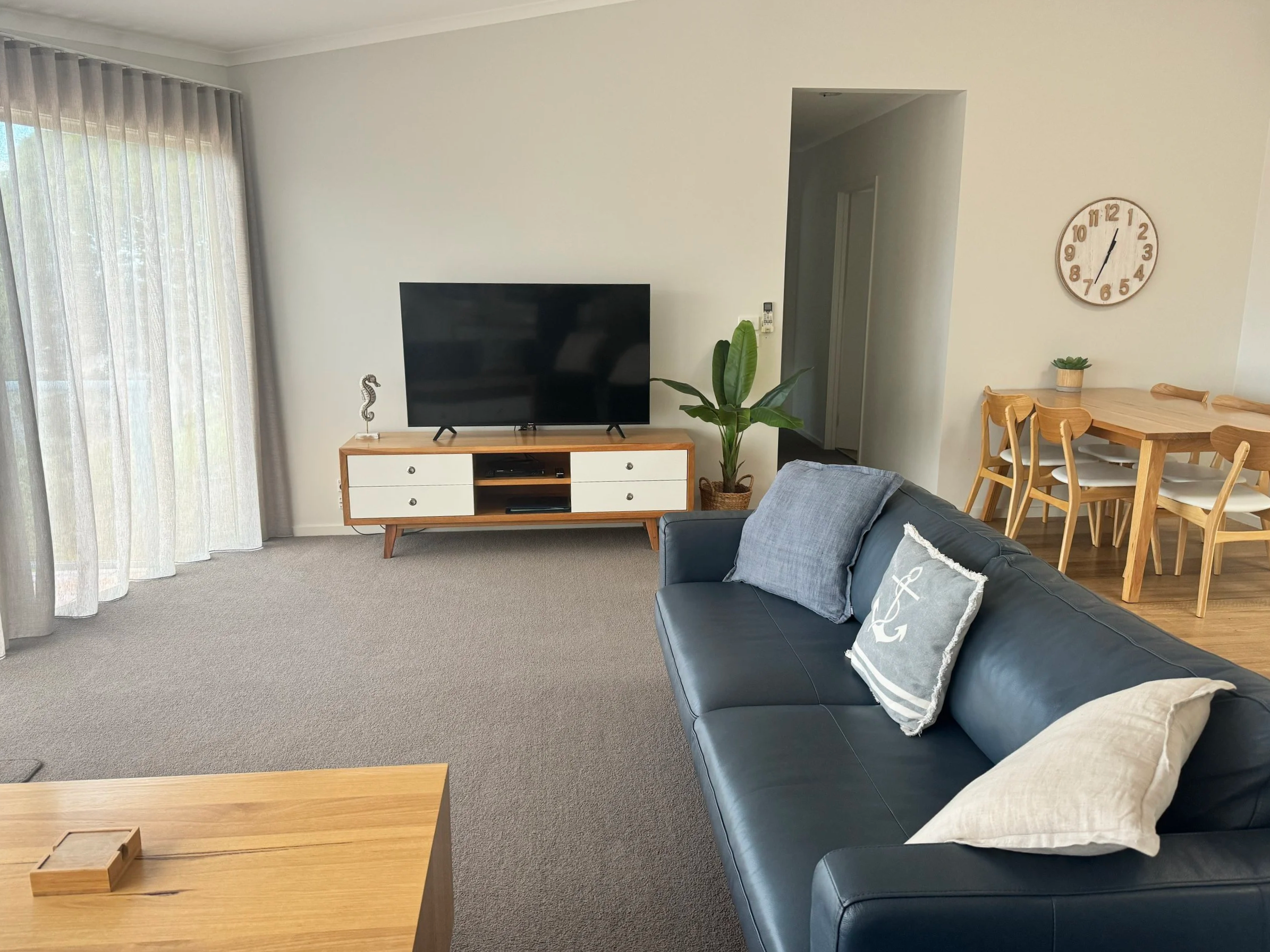 Apartment 6 - Living area
