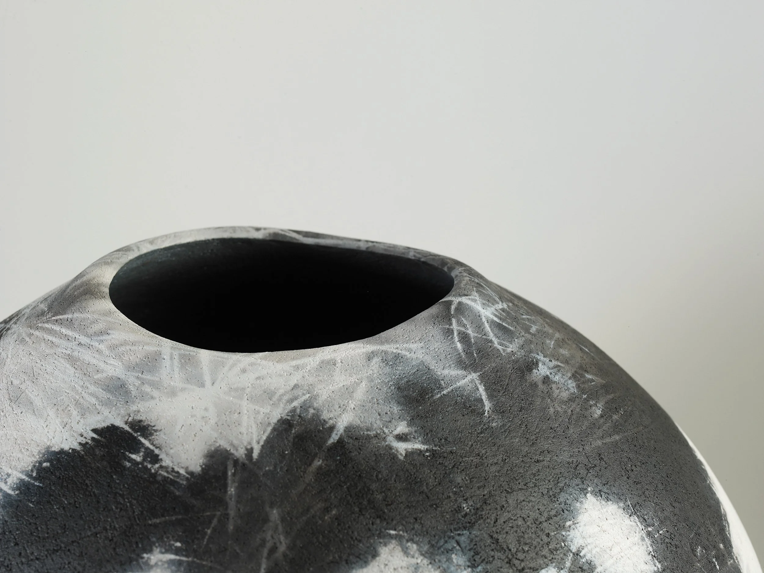 Large-pebble-moon-closeup1.jpg