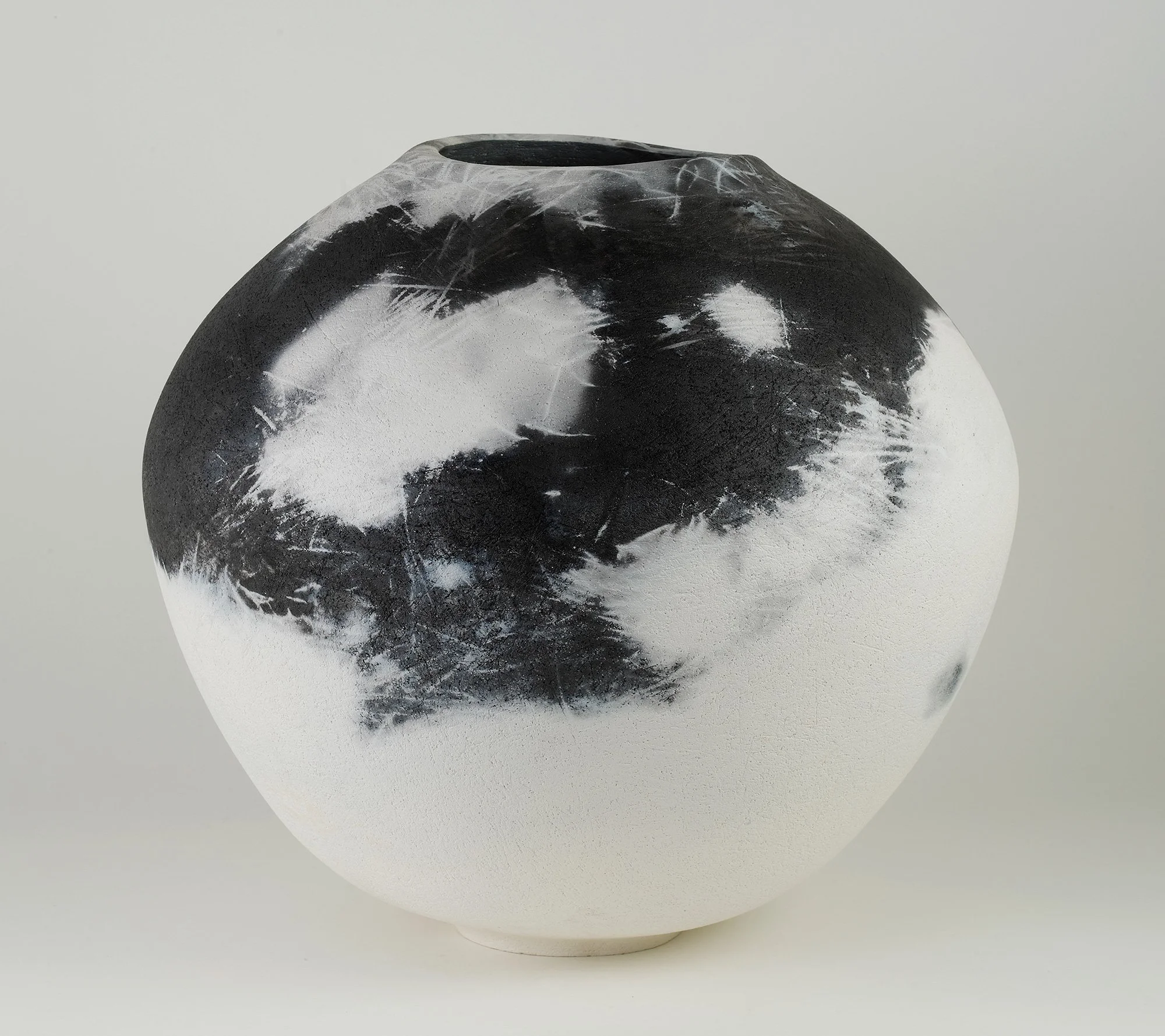 Large-pebble-moon.jpg