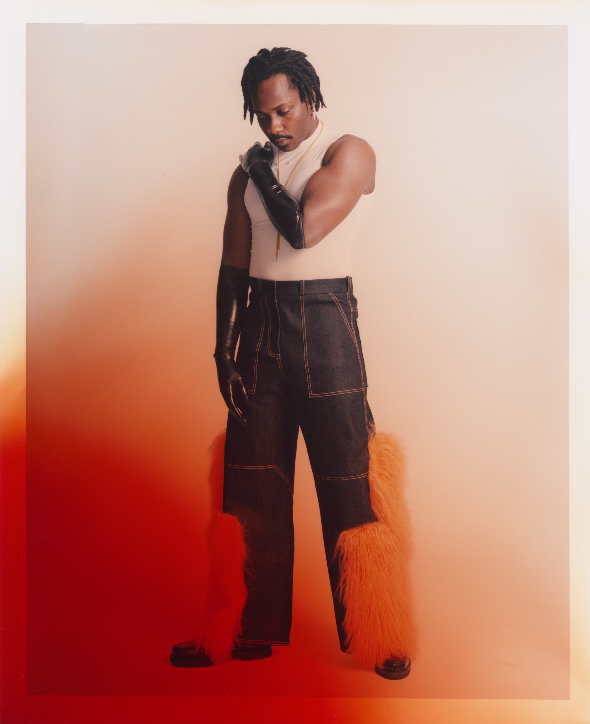 Channel Tres - Pause Online