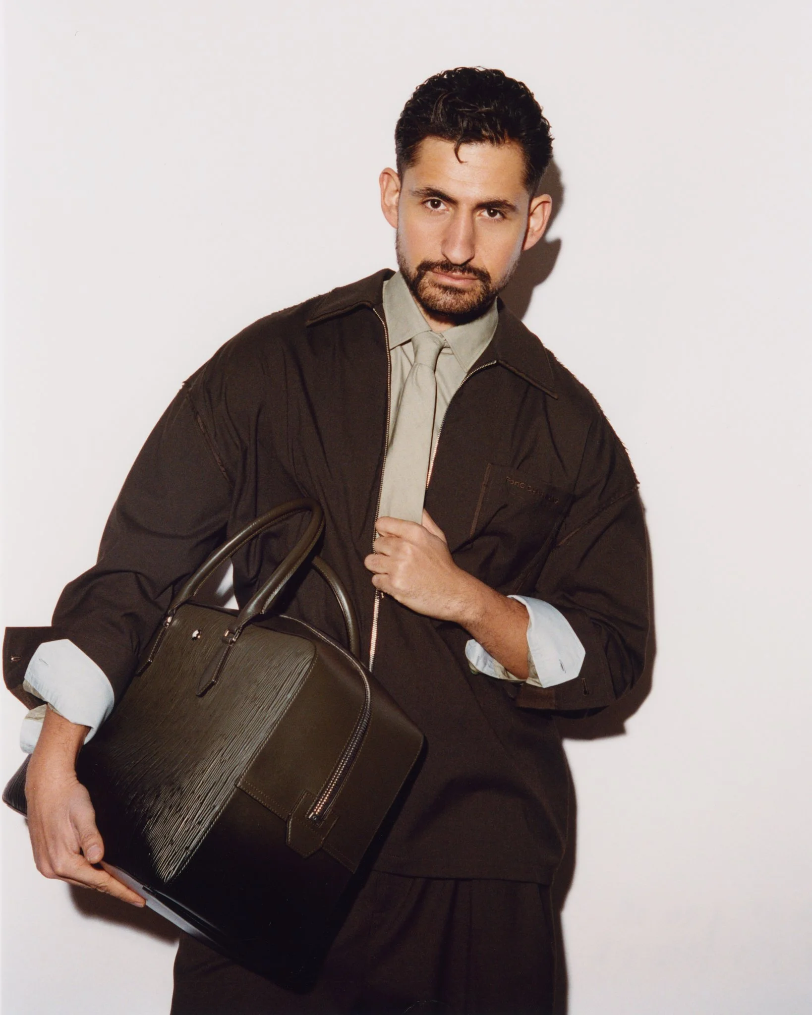 ACR GLASS MAG_WR.jpg