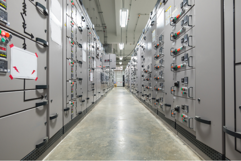 The Greenfield Alternative: Retrofitting Legacy Colocation Facilities for AI Workload Transients