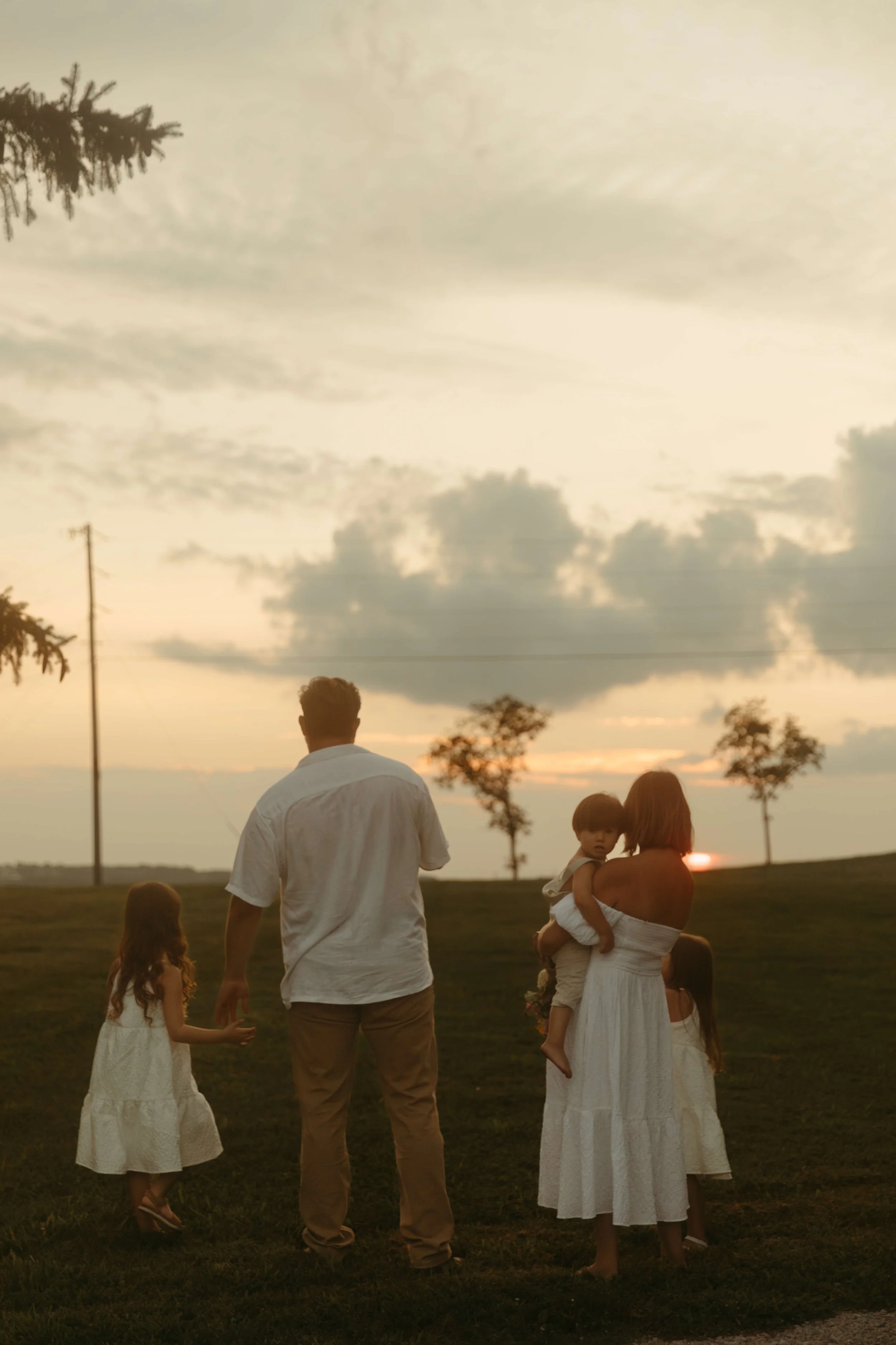 familypicturesatsunset.jpg