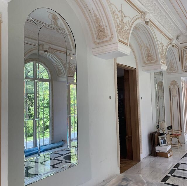 A continued progression of molding work that envelopes every potential space in project that has extended into almost 10 years with @jpweaverco

#plaster #plasterer #plasterwork #plasterart #plasterwalls #moldings #plastermold #hardcoat #plasterbyorc