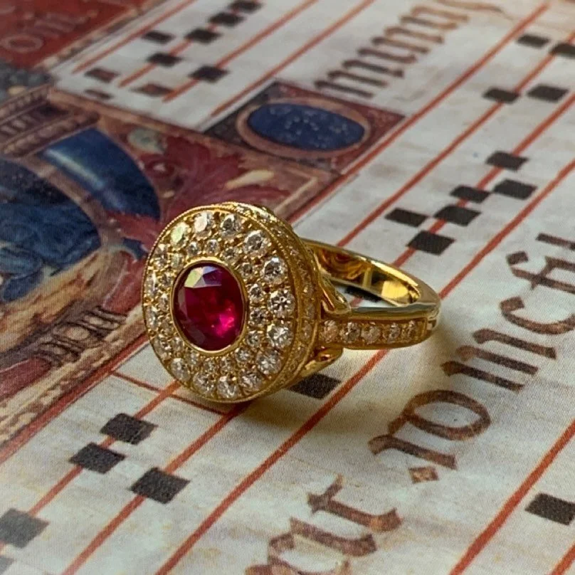 &ldquo;Christine&rdquo; in 22-karat gold, ruby and diamonds.

#handmade #metalfirelove #rubyring