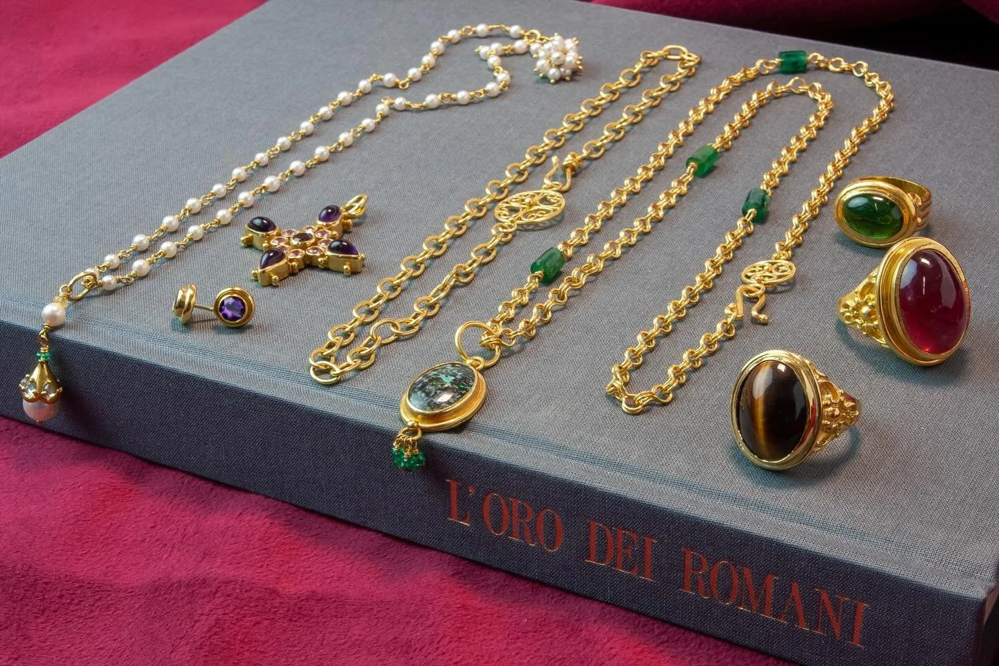 L&rsquo;oro dei Romani&hellip;
Made in NYC
.
.
.
#goldsmith #donnadistefano #handmade