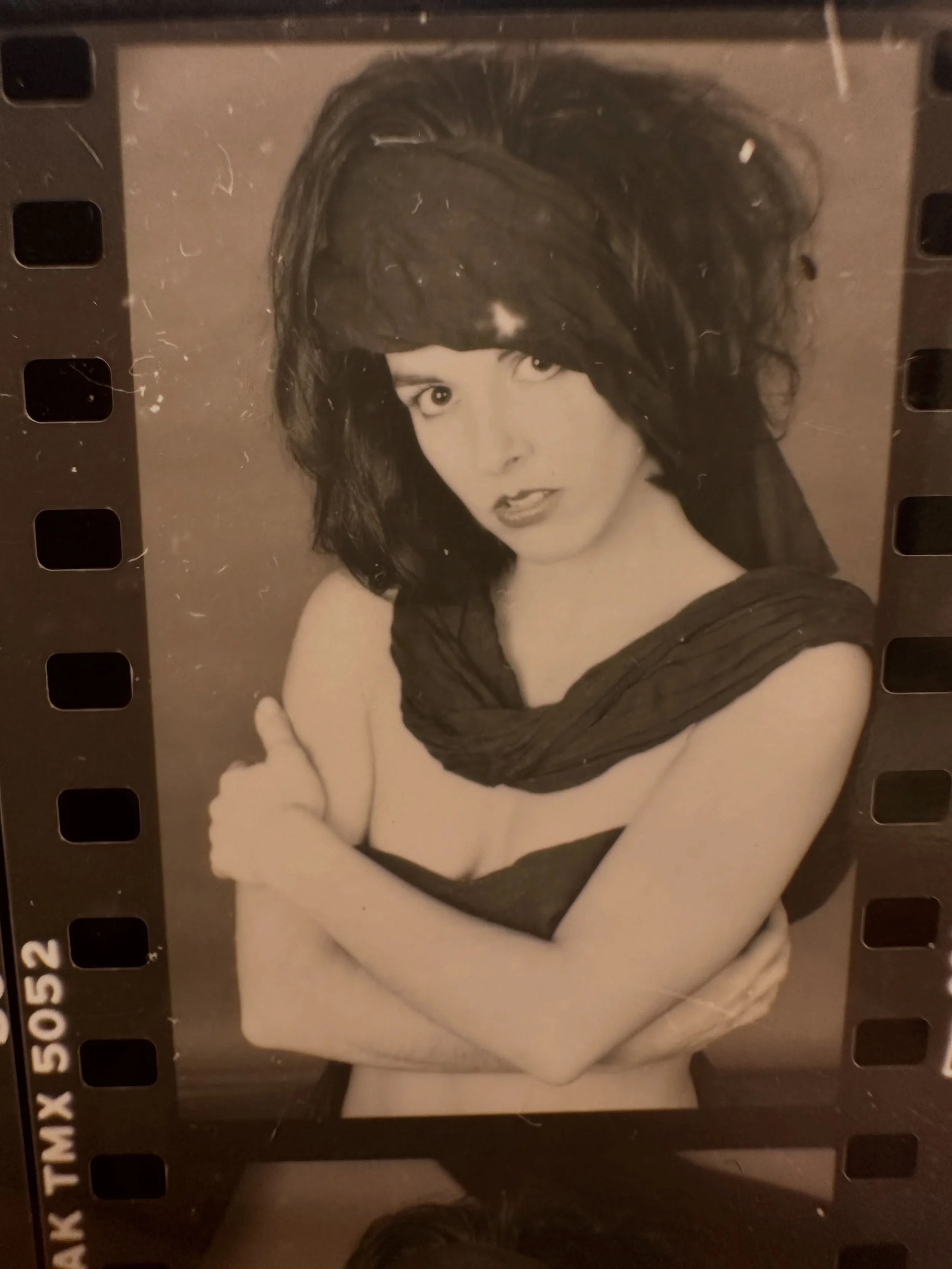 📸 c. 1989 Kodak moments of me &mdash; DDT

Photo by Kevin McDevitt

This week we are digging through the archives.

#artlife #blackandwhitephotography