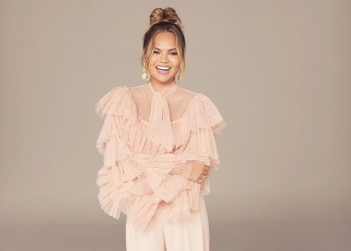 Chrissy-Teigen-Adweek.jpg