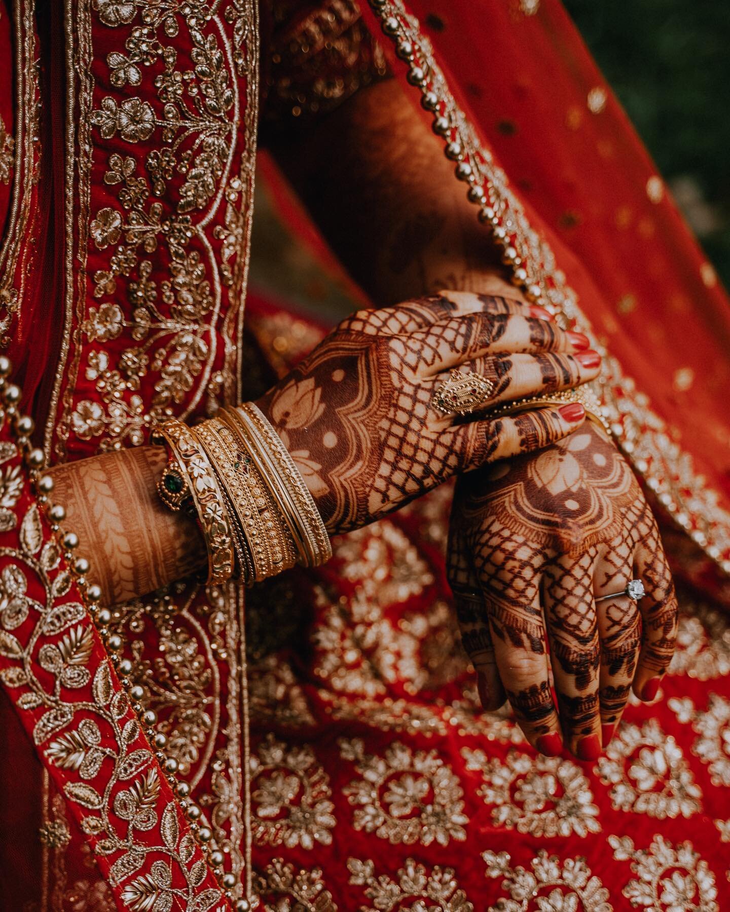 Sarah &amp; Hetal - October 9, 2021 - Edison, New Jersey
&bull;
&bull;
&bull;
&bull;
#muslimphotographer #beautifulwedding #nikkah #muslimcouple #love #nikkahday #weddingday #reception #bengaliwedding #bengalinikkah #pakistaniweddings #weddingseason 