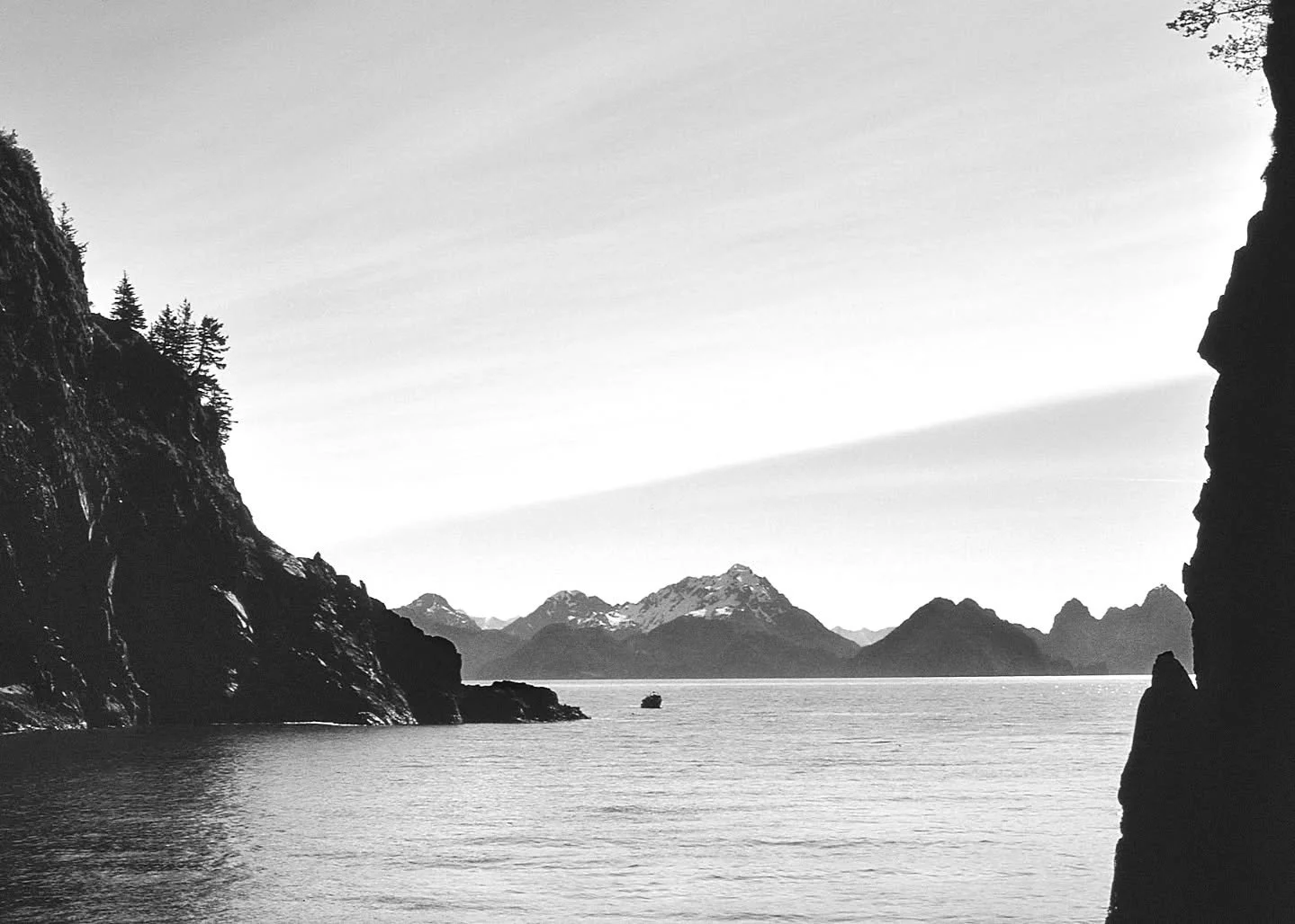 06.12.25
.
.

#Alaska #kenaifjordstours #35mmfilm #nikonf2