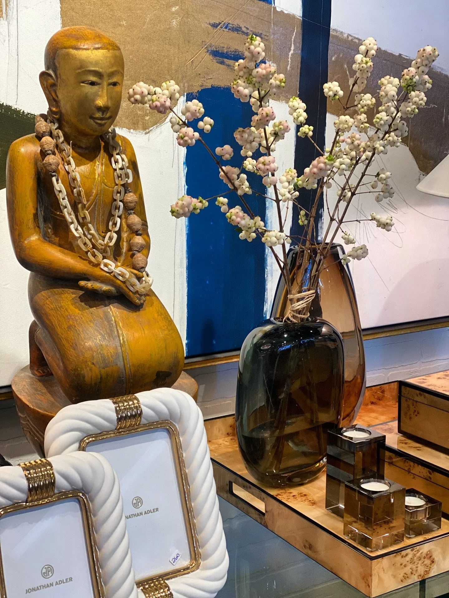 Interior Details…
.
.
.
#vintage #curatedcollection #vancouverinteriordesign  #vancouverinteriors #yvrinteriordesign #interiordesignvancouver #shopvancouver #vancouvershopping #worldofinteriors