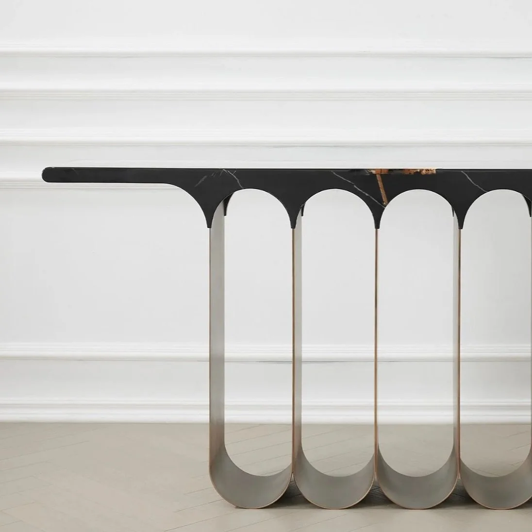 Archer Console…one of our favorite new Fall arrivals #instocknow✅ 
.
.
#interiordesign #interior #interiorstyling #interiors #vancouverinteriordesign #interiordesignvancouver #yvrinteriors #vancouverinteriors #shopvancouver #vancouvershopping