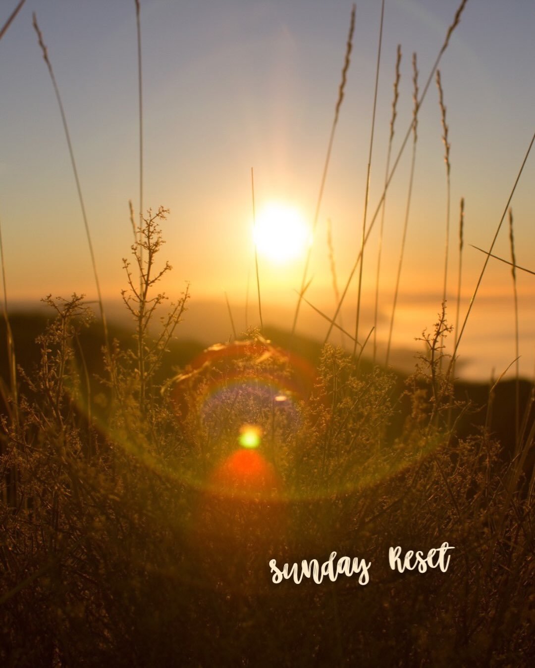 Sunday reset! Sometime the best reset isn&rsquo;t found in a strict routine, it&rsquo;s found outside. Time spent in the sun can shift your mood and calm your nervous system. Less screen time, more sunshine and fresh air is the only &ldquo;routine&rd
