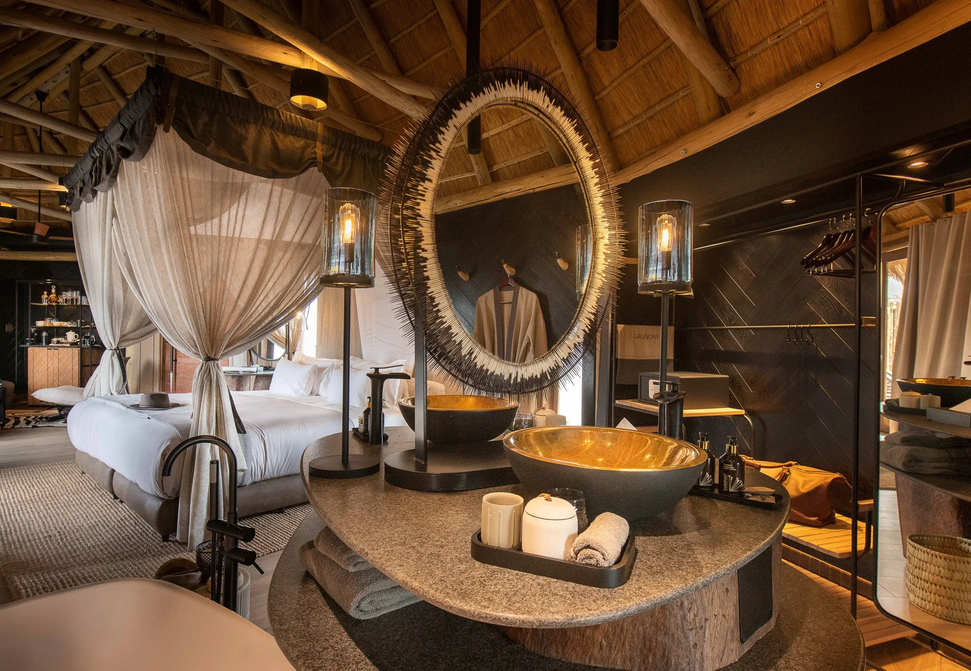 Onguma Camp Kala Room Interior2.jpg