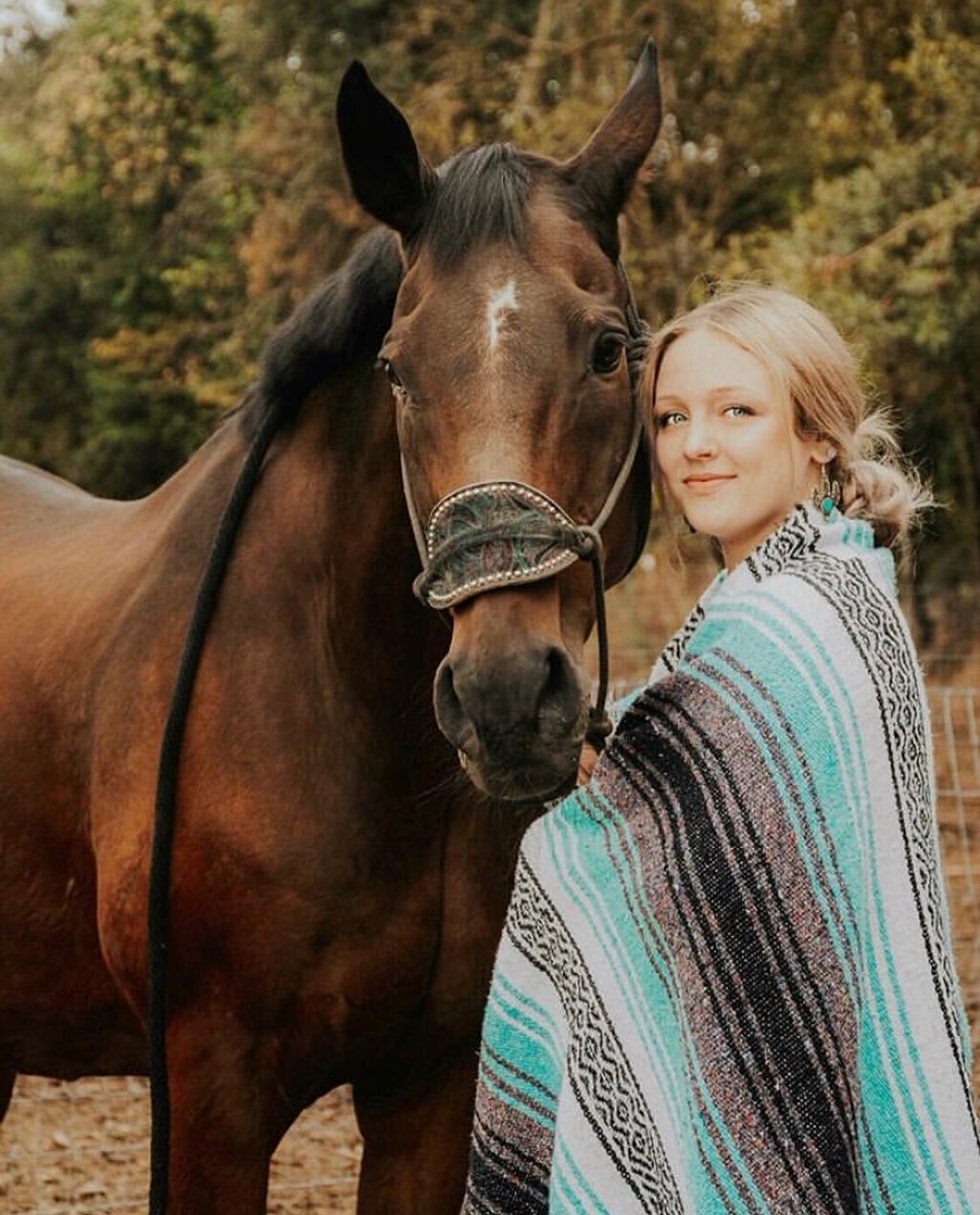 Hi babes! I have quite a few new followers so I think it&rsquo;s time to do another, meet the crazy gal behind the camera. 📸

Here are some things about me
-
&bull; I own two horses! My mare does dressage &amp; my gelding &amp; I are getting into th