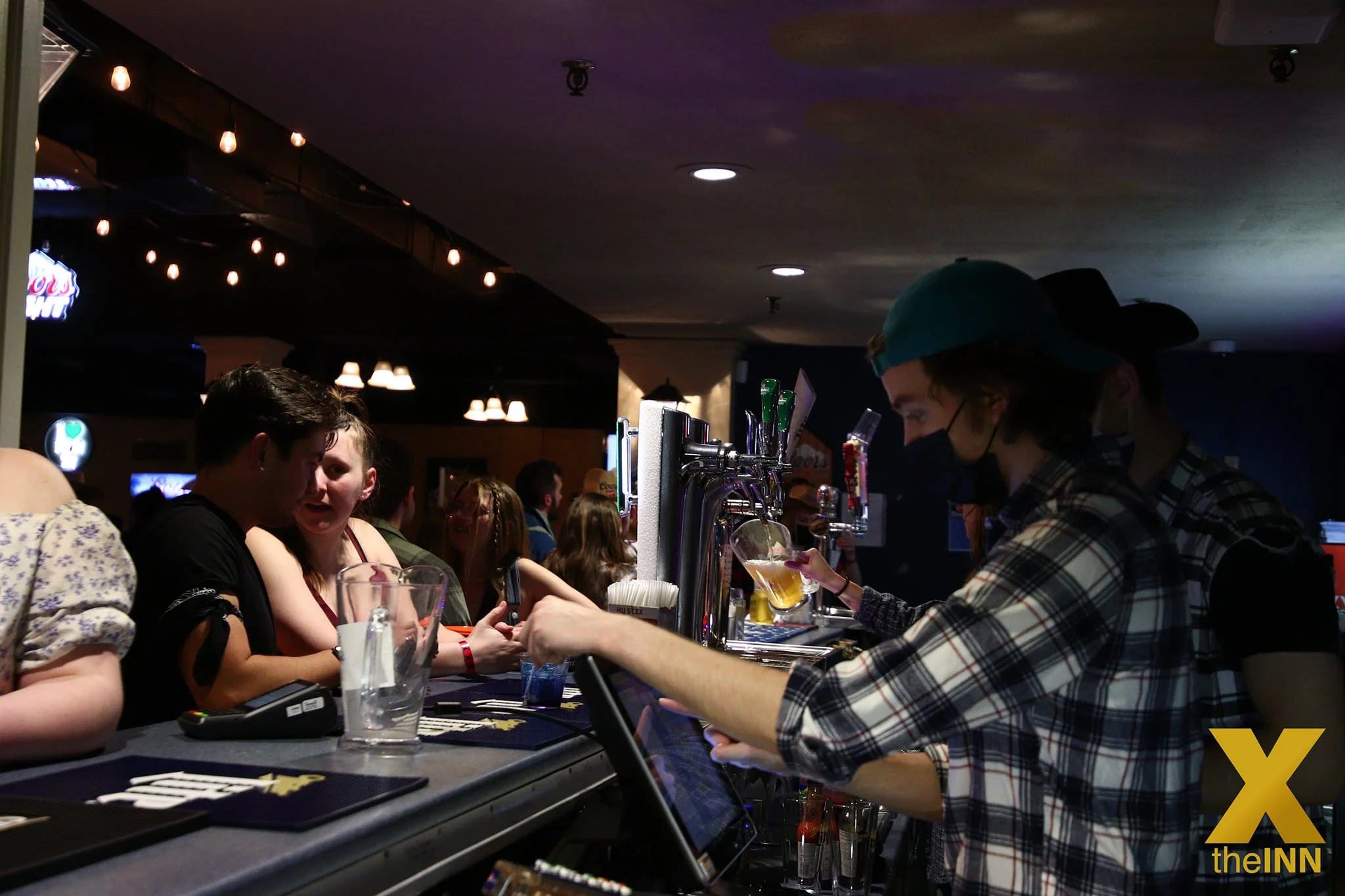 The Golden X Inn | Bussers