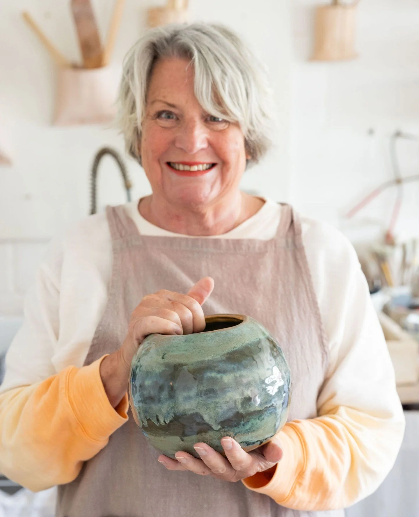 ⁠Hooked on The Great Pottery Throw Down? 🎯⁠
⁠
You're not alone - and we've got just the thing to turn that inspiration into action!⁠
⁠
At Chisel Pottery, we offer beginner-friendly classes in our cosy Chichester &amp; Selsey studios - from wheel-thr