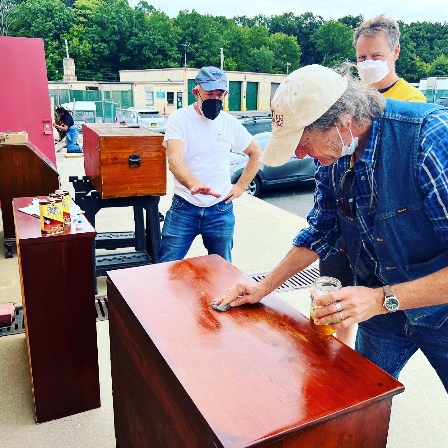 Thanks to Eric Clingen of Tarrytown Woodworking for guiding this morning&rsquo;s Fix it for Families workshop at @furnituresharehouse #fixitforfamilies #woodworking #furniturerestoration #communityworkshop