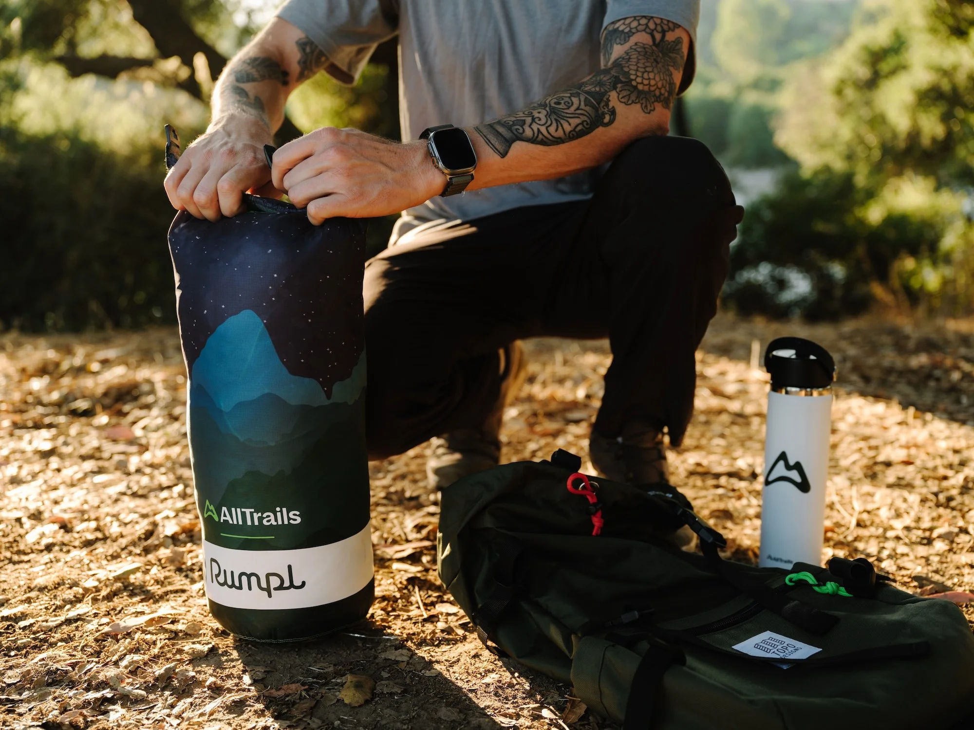 FW24_Lifestyle_AllTrails_NightHikes_Energy_OriginalPuffy+NanoLoftTravel9.jpg