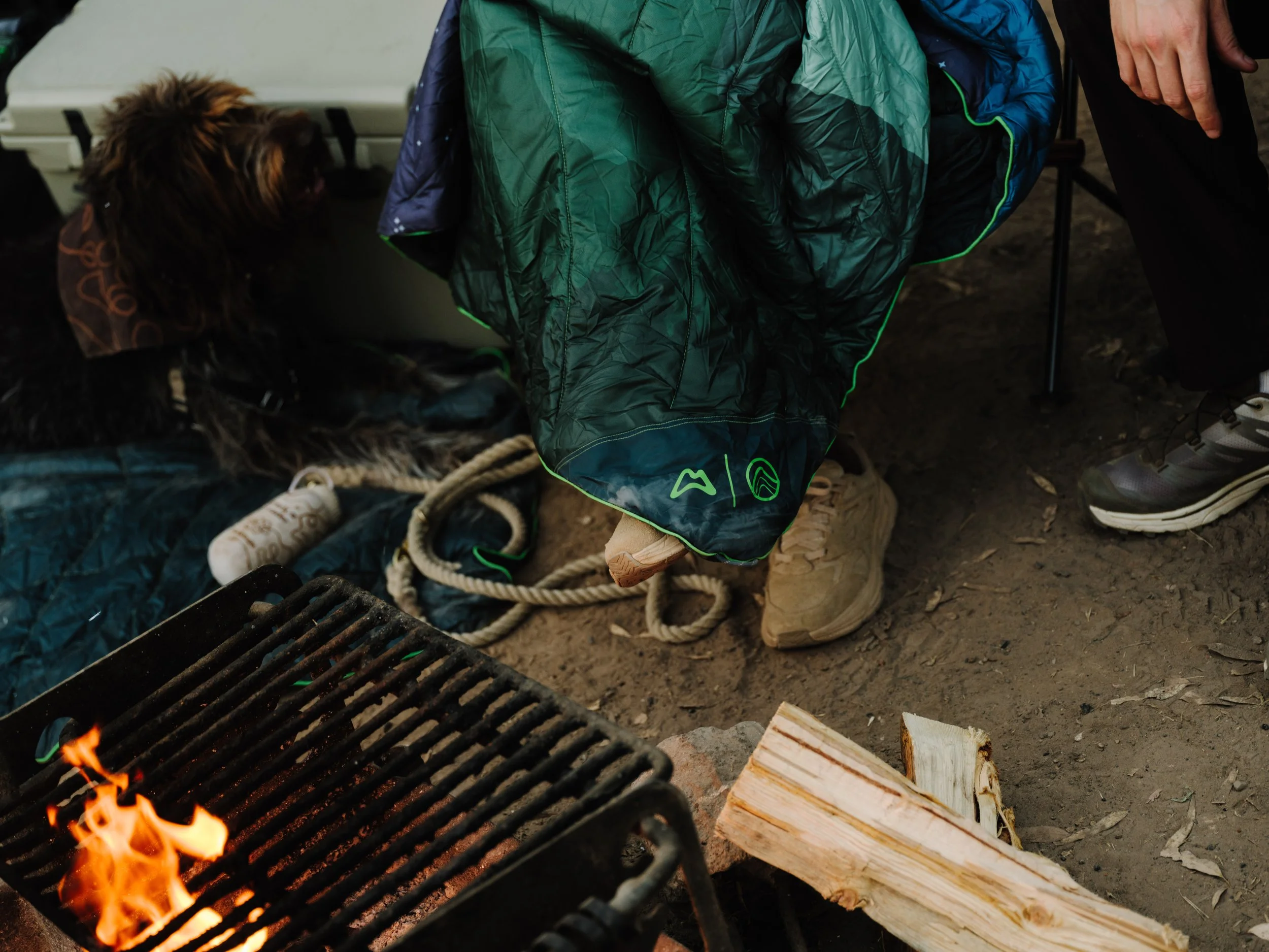 FW24_Lifestyle_AllTrails_NightHikes_Energy_OriginalPuffy+NanoLoftTravel3.jpg
