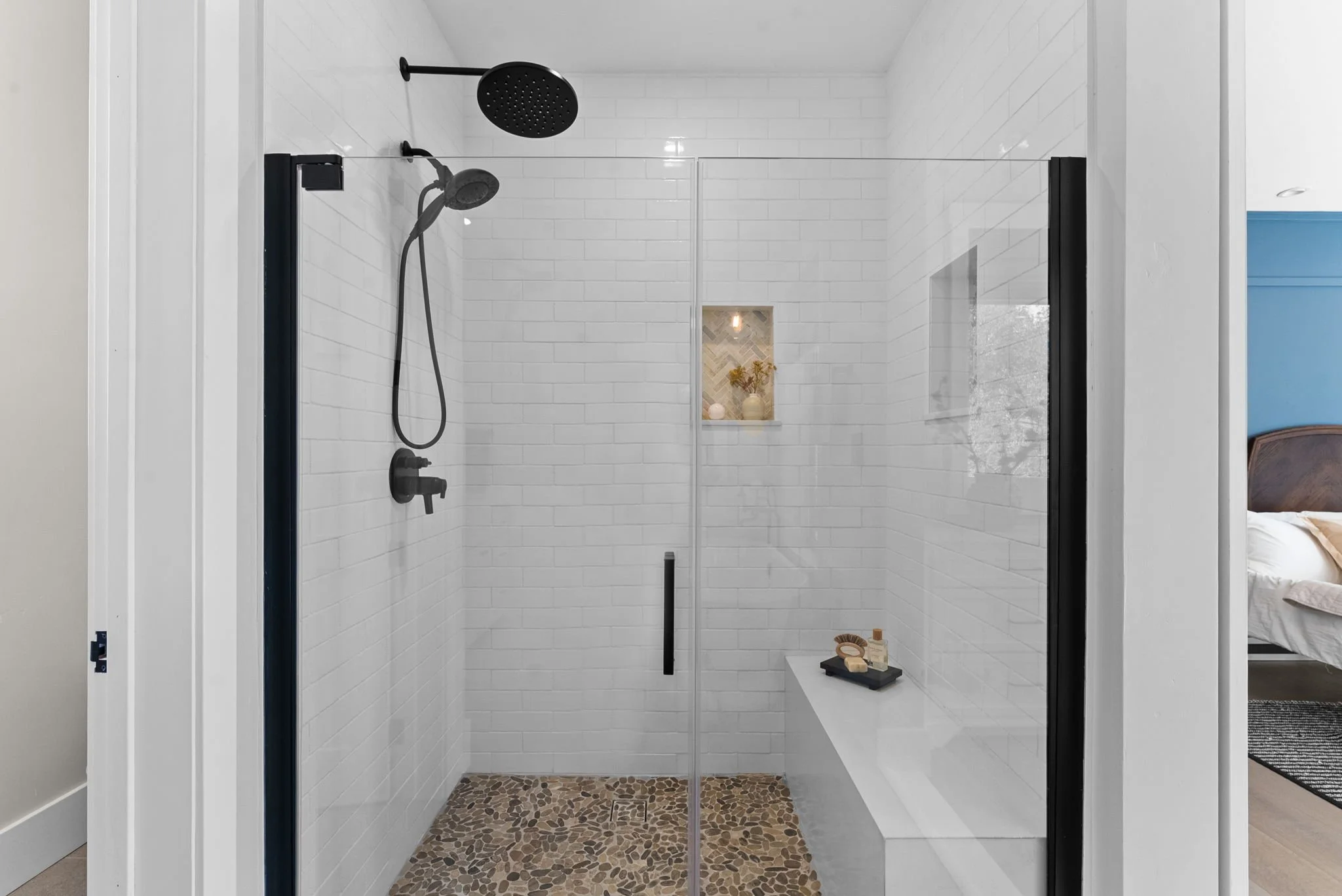 2747 Via Del Robles (62).jpg