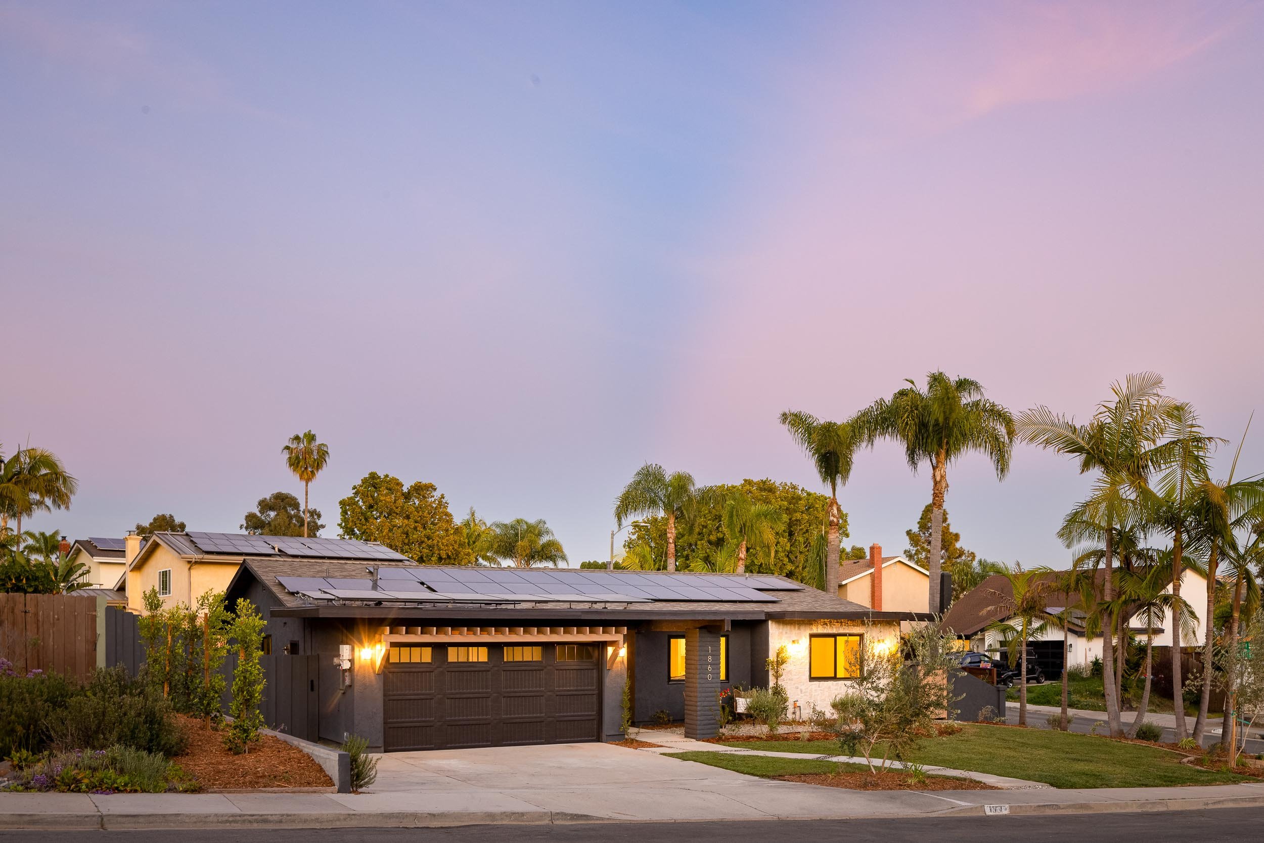 1860 Valencia Ave - WEB + MED RES-1.jpg