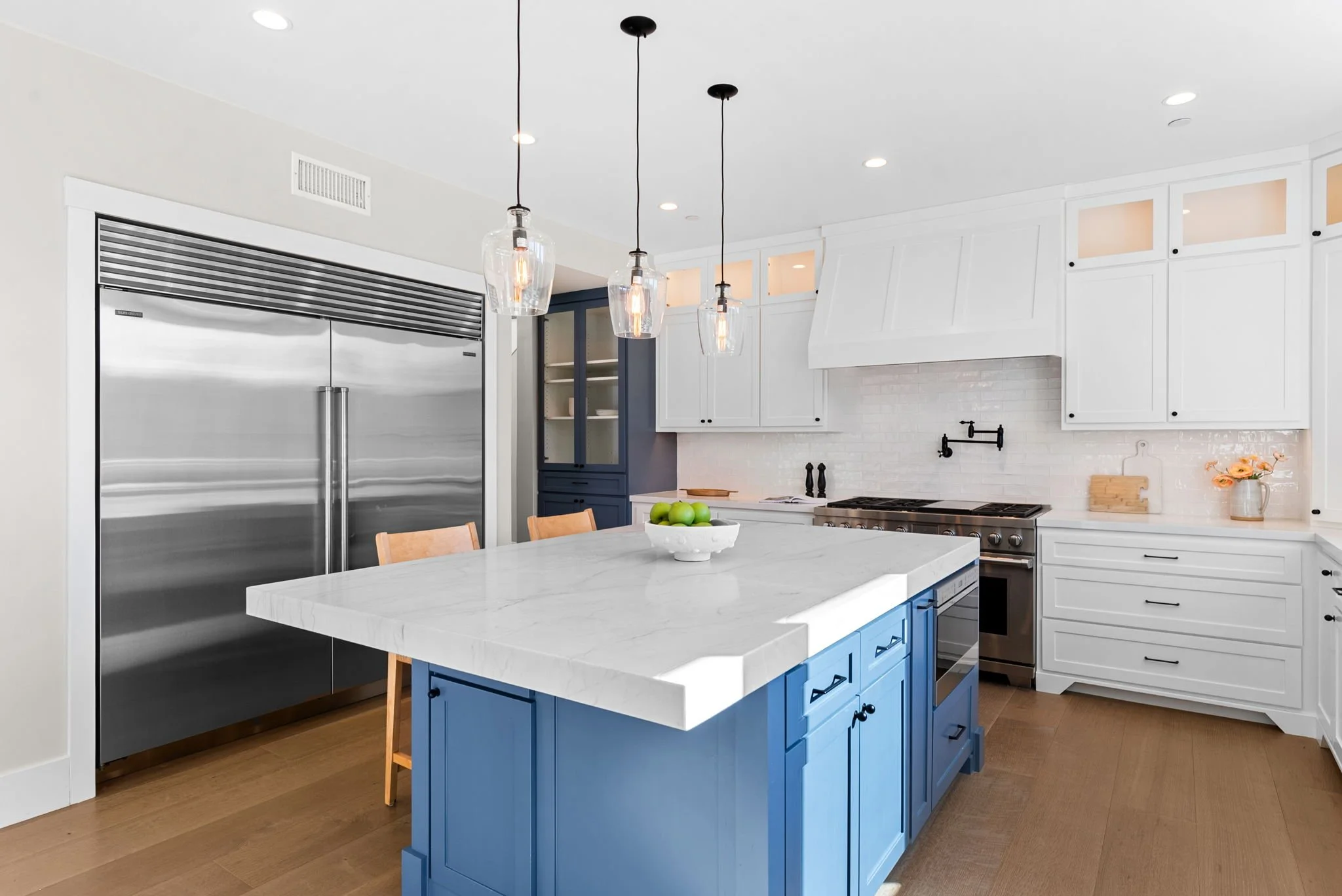 2747 Via Del Robles (46).jpg