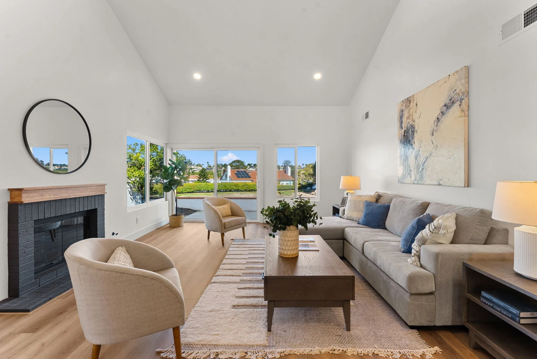 5086 Corinthia Way (8).jpg