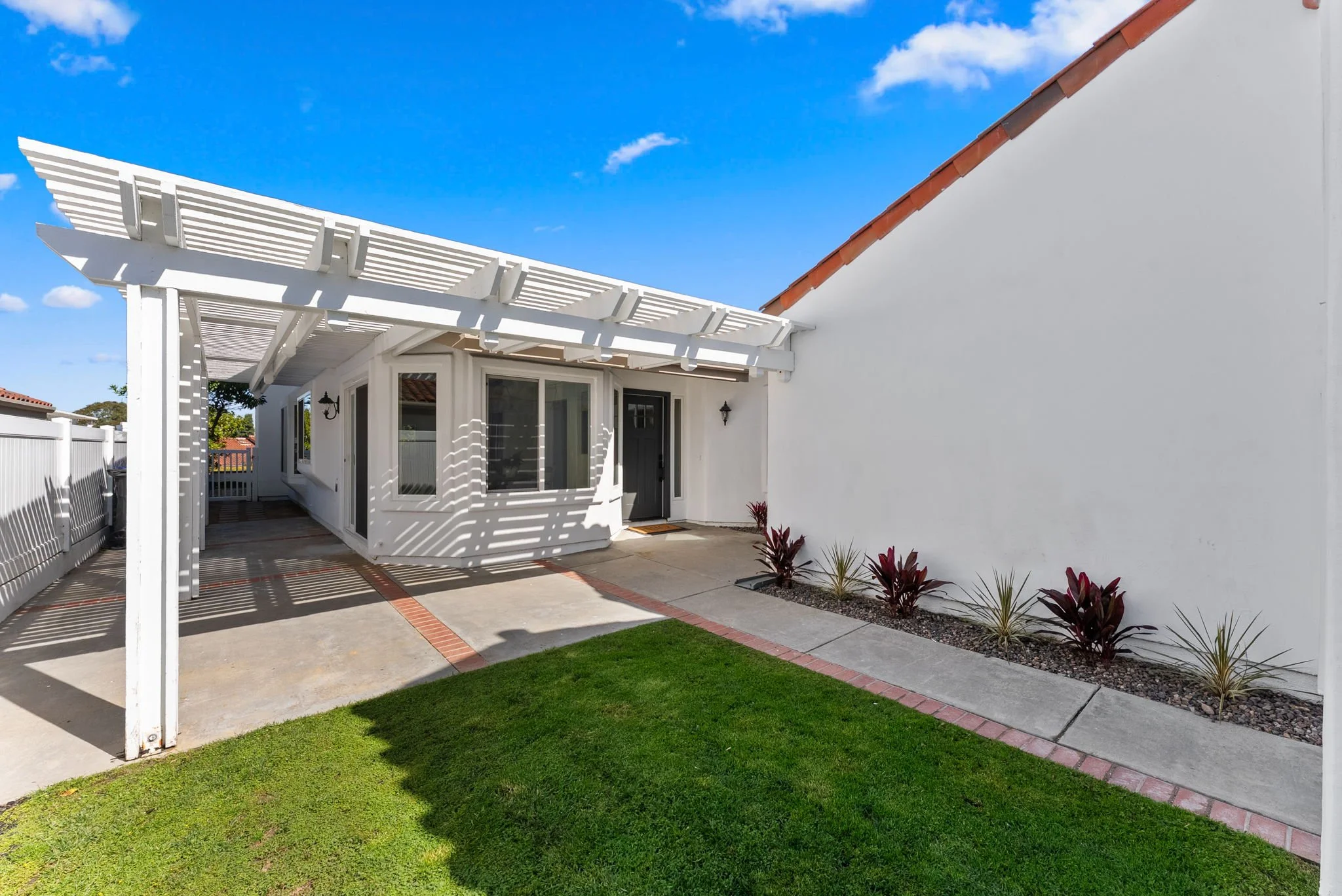 5086 Corinthia Way (4).jpg