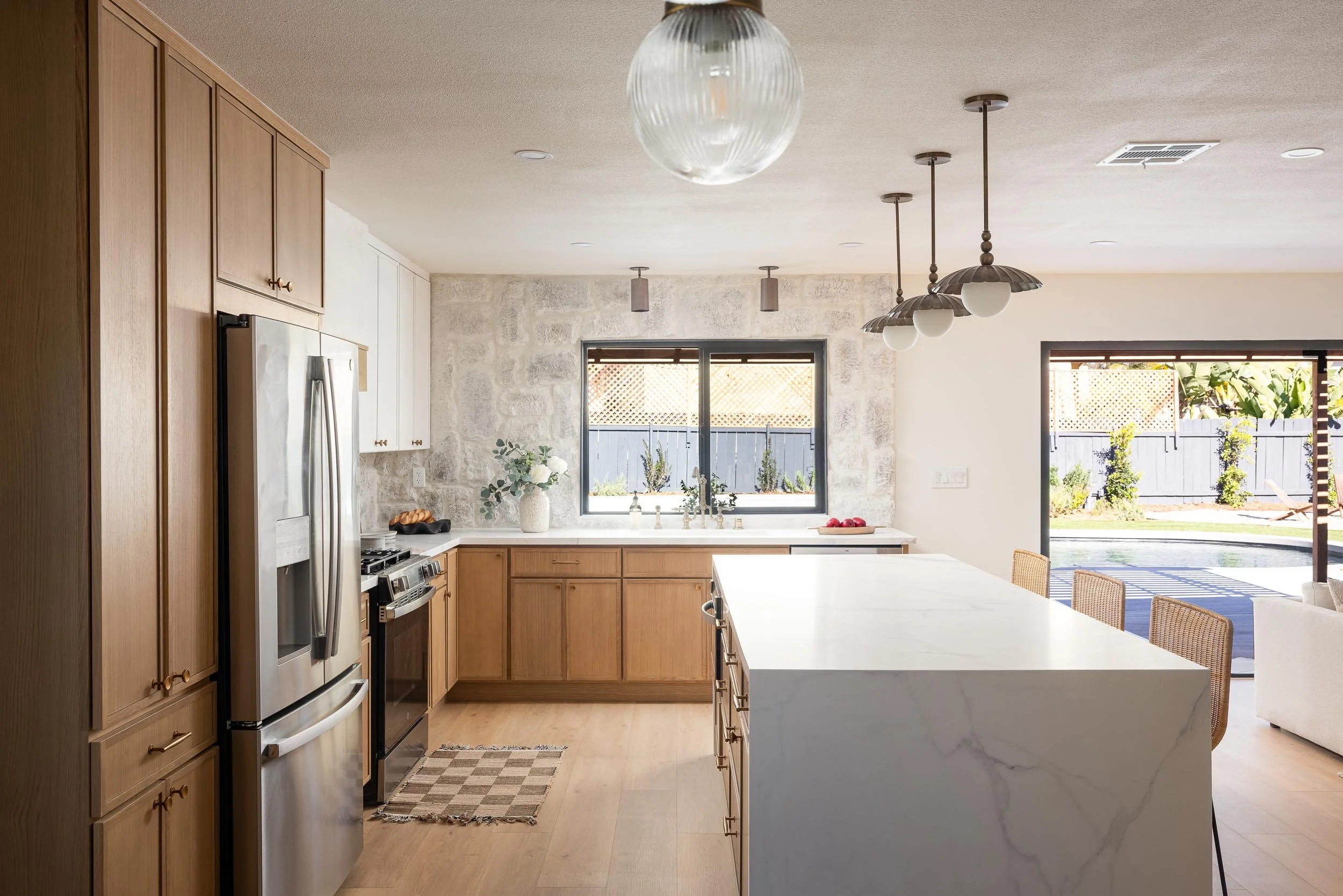 1860 Valencia Ave - WEB + MED RES-10.jpg