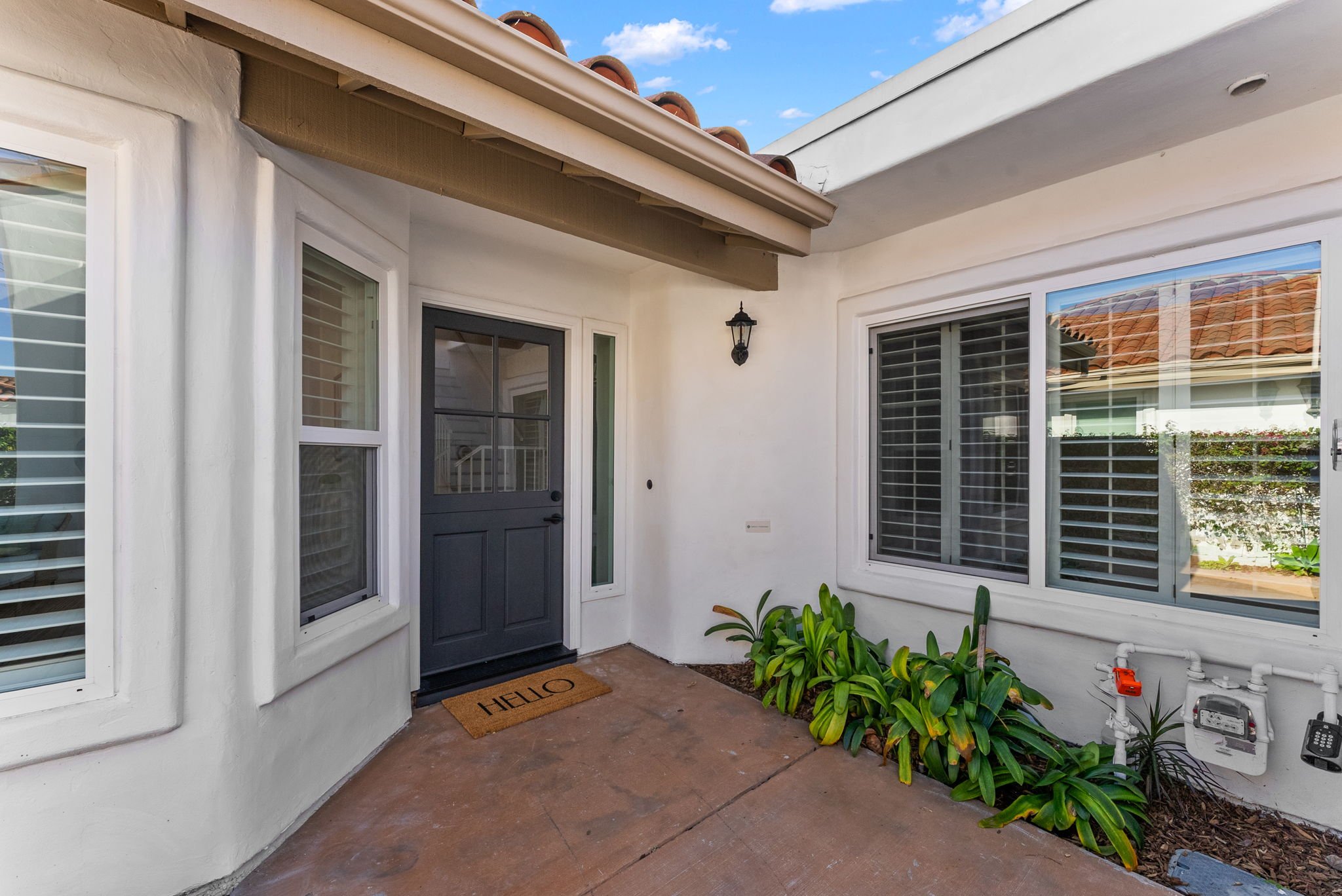 4676 Barcelona Way (3).jpg