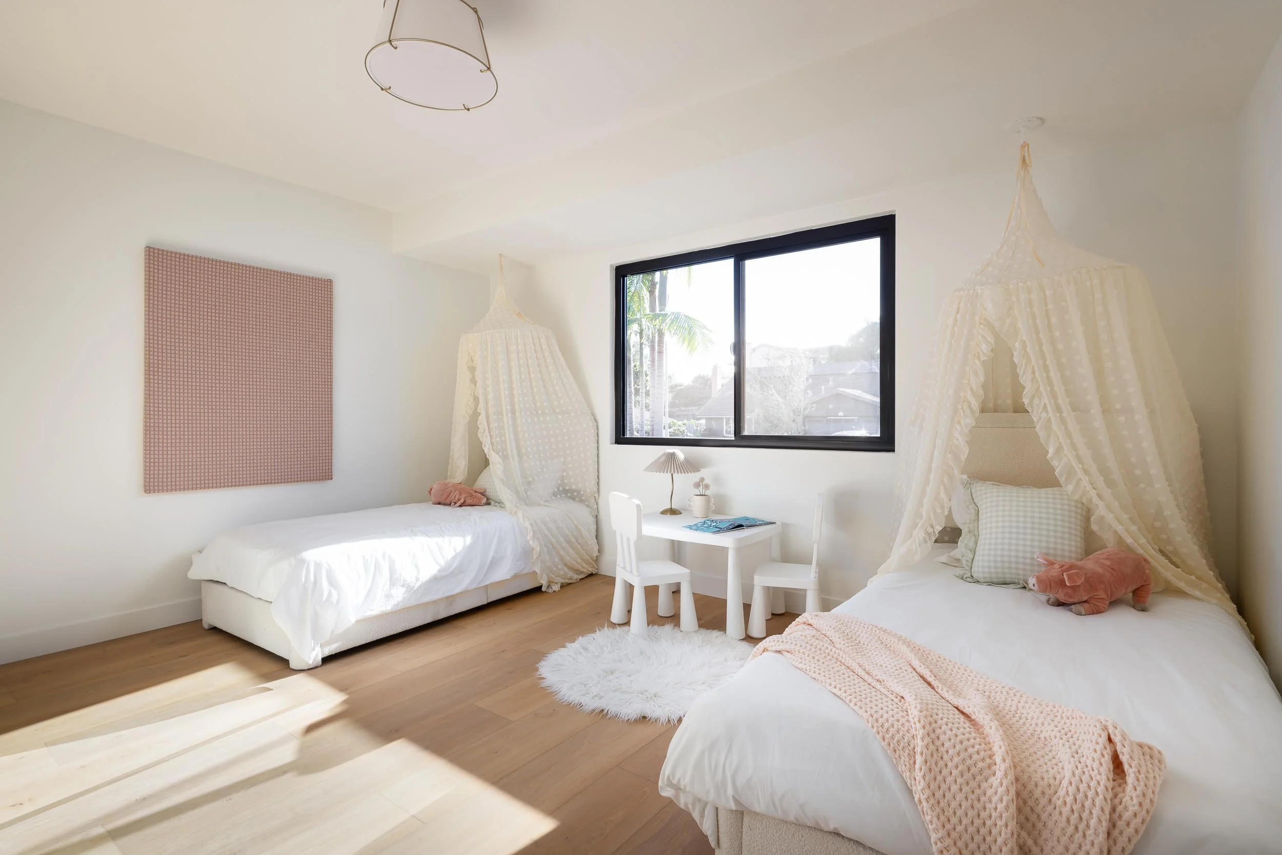 1860 Valencia Ave - WEB + MED RES-23.jpg