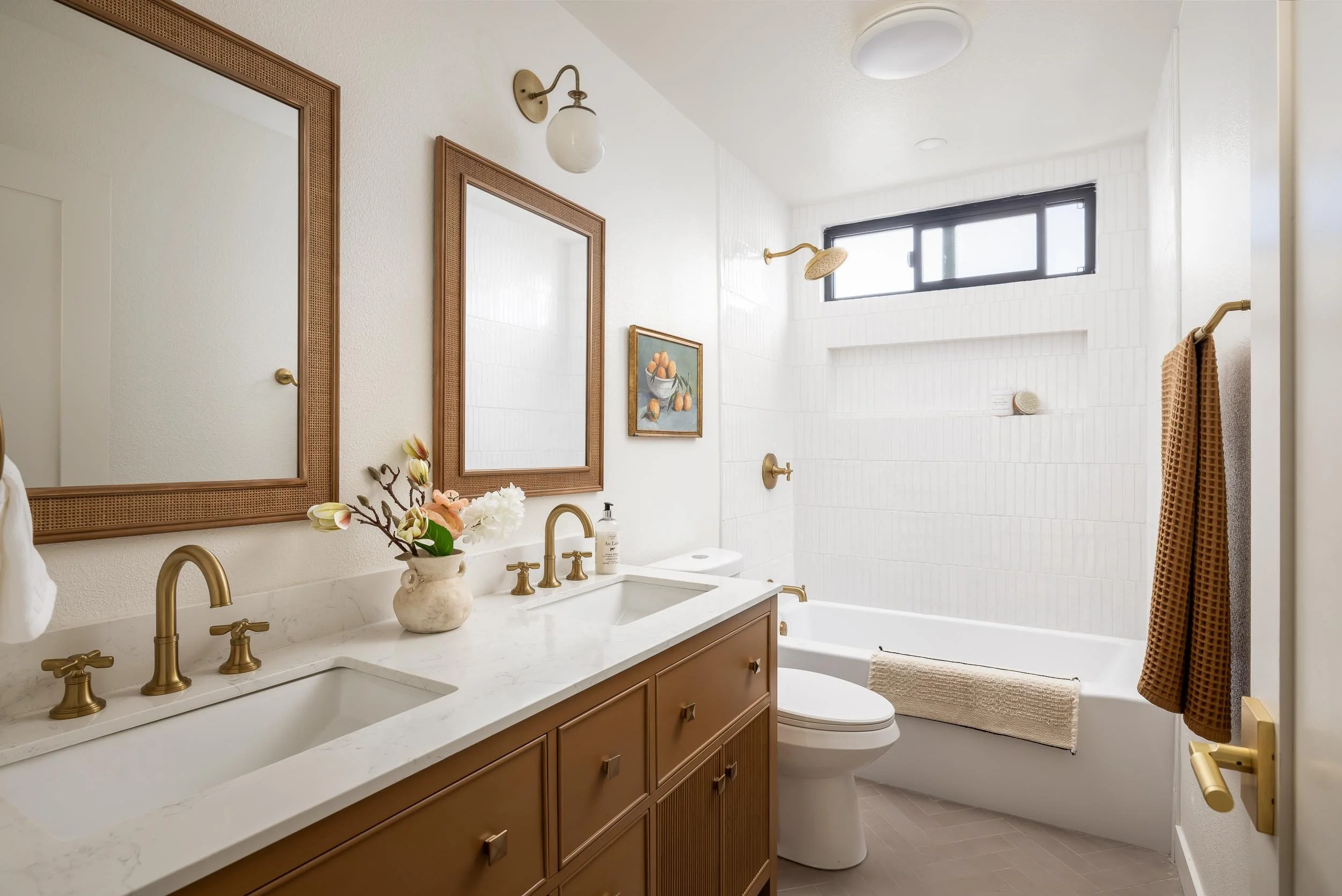 1860 Valencia Ave - WEB + MED RES-22.jpg