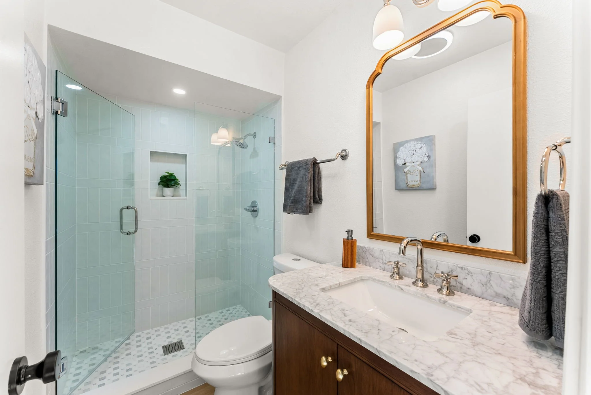 1278 Pacific Beach Dr Unit 3 (39).jpg