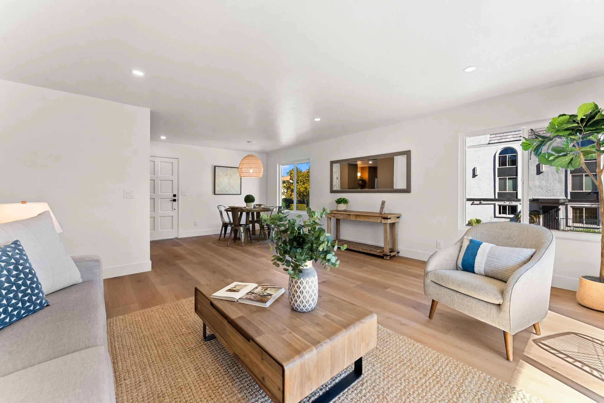 1278 Pacific Beach Dr Unit 3 (28).jpg