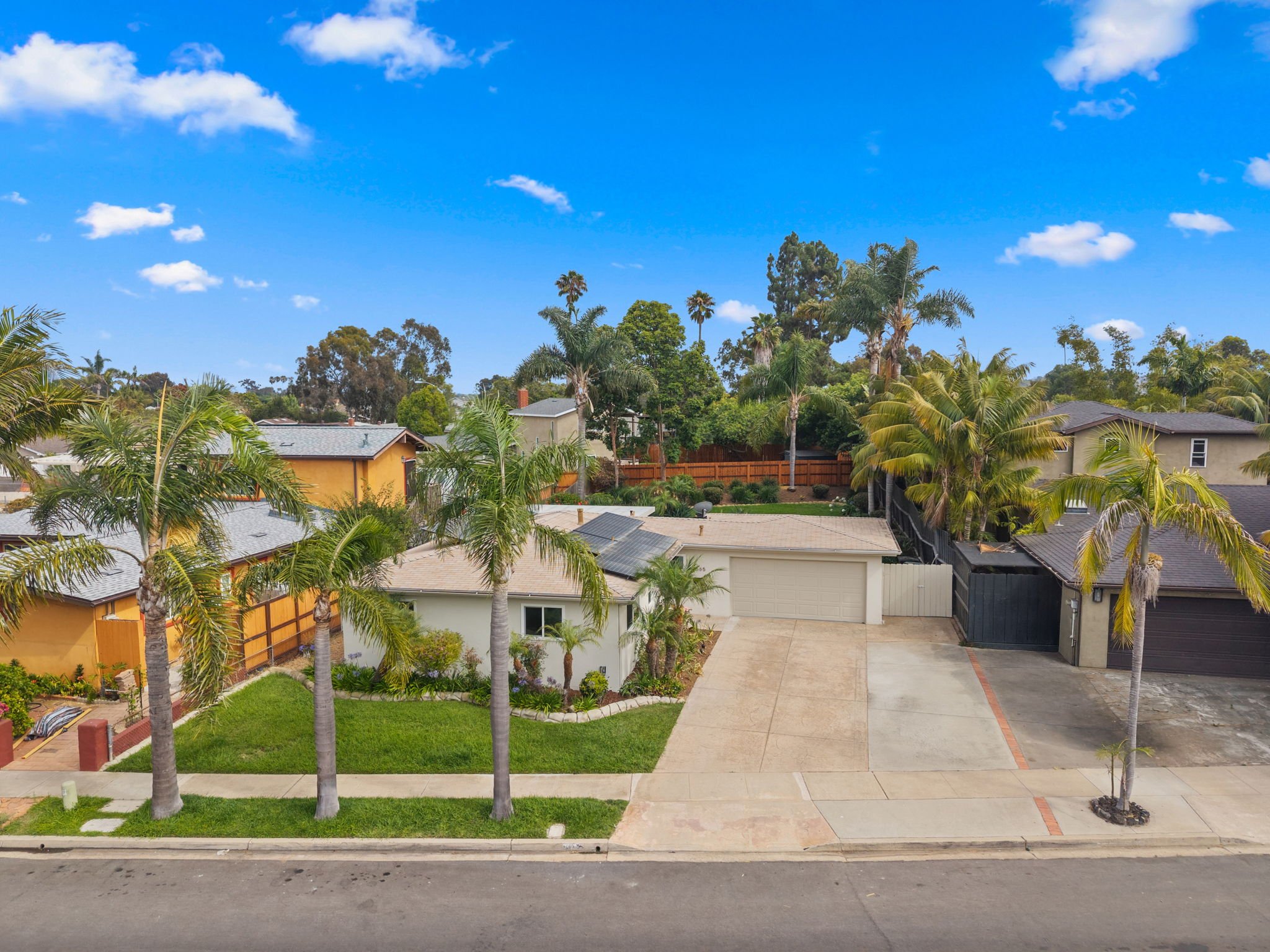 2665 Luna Ave - MLS Res (11).jpg