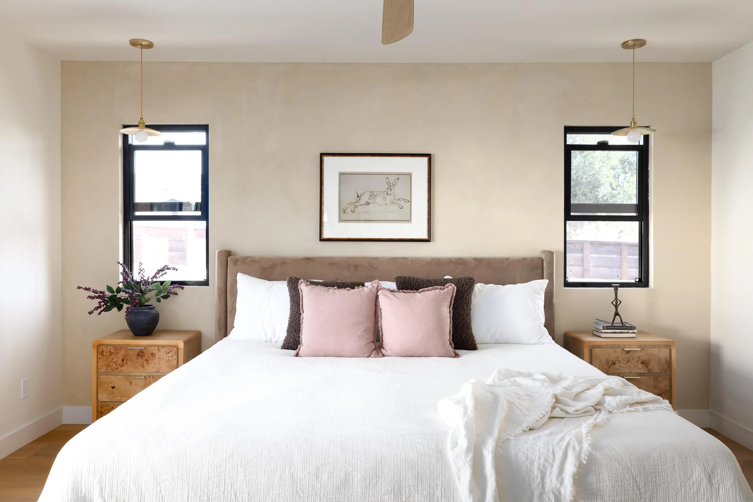 1860 Valencia Ave - WEB + MED RES-17.jpg