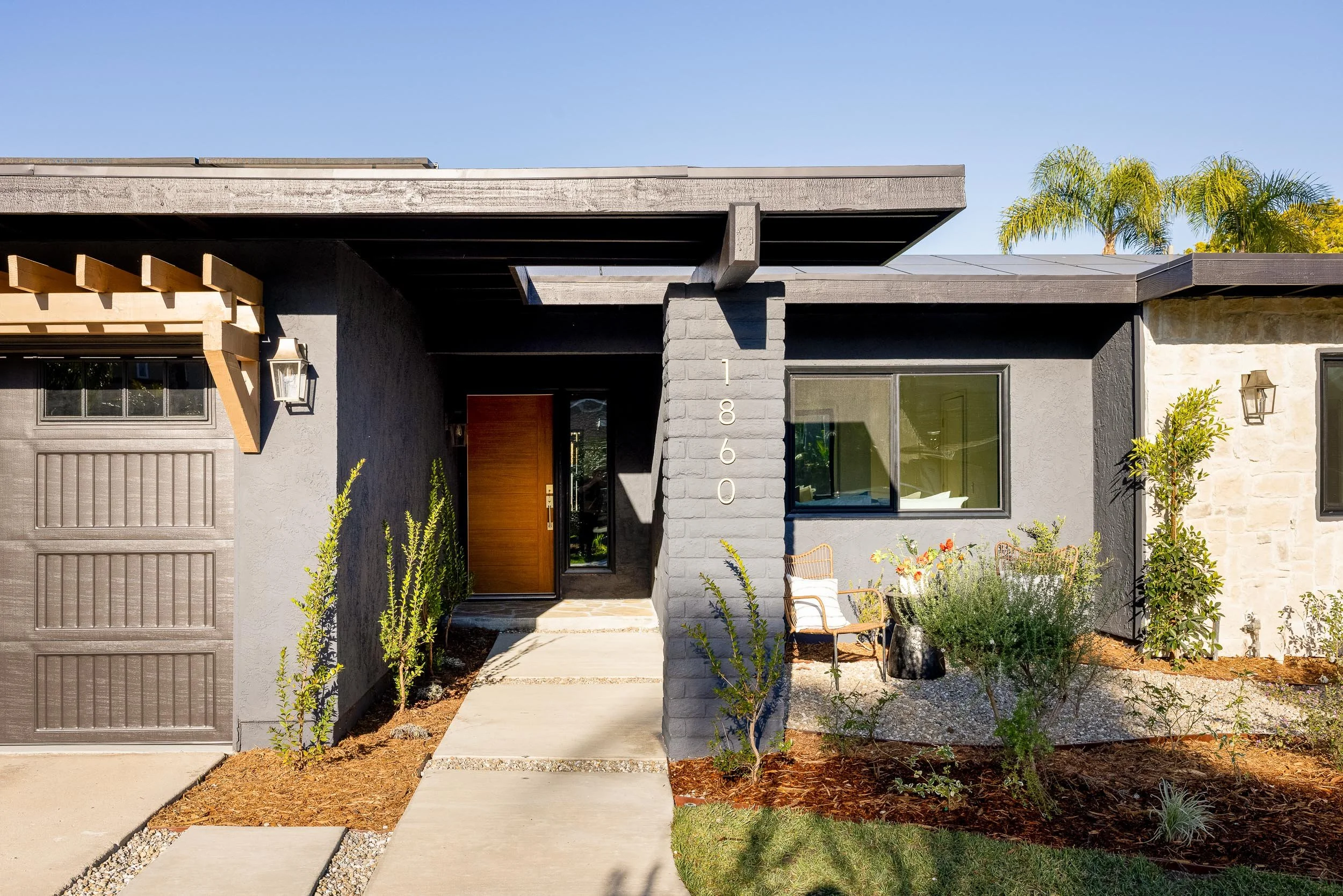 1860 Valencia Ave - WEB + MED RES-4.jpg