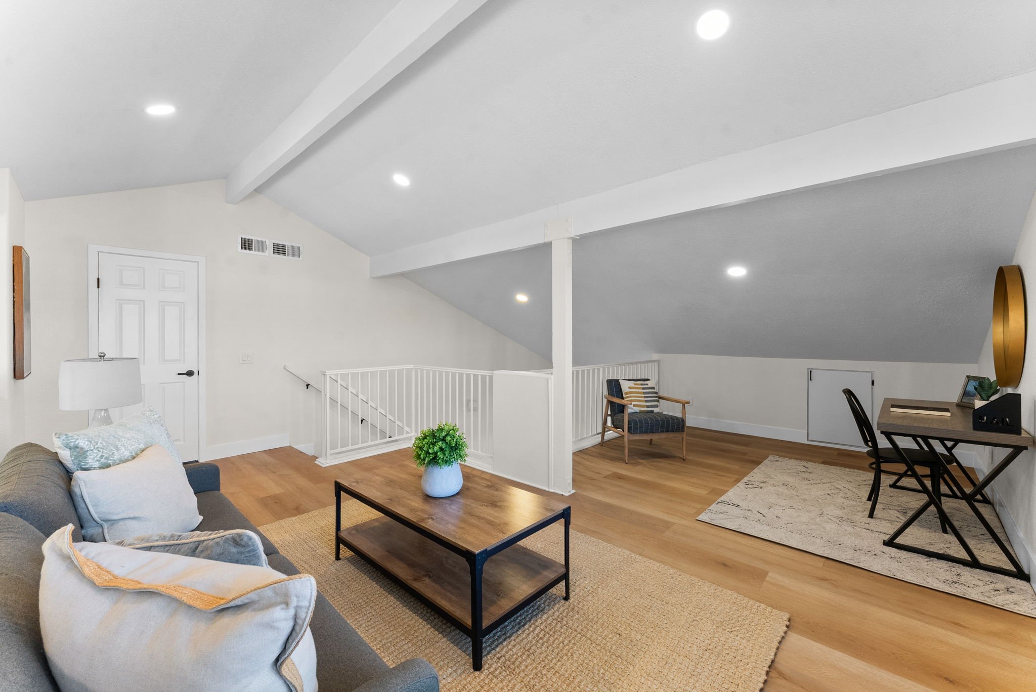 4676 Barcelona Way (24).jpg