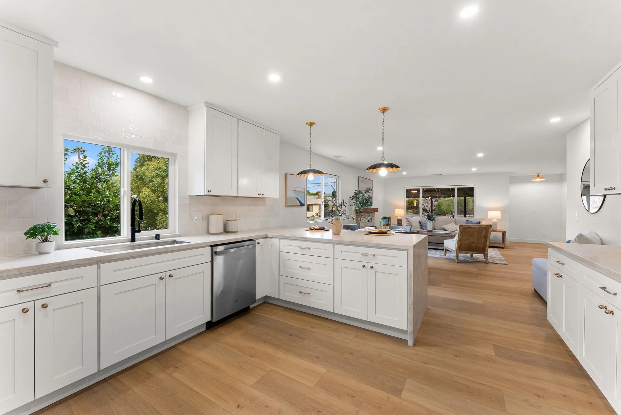 935 Crescent Dr (16).jpg