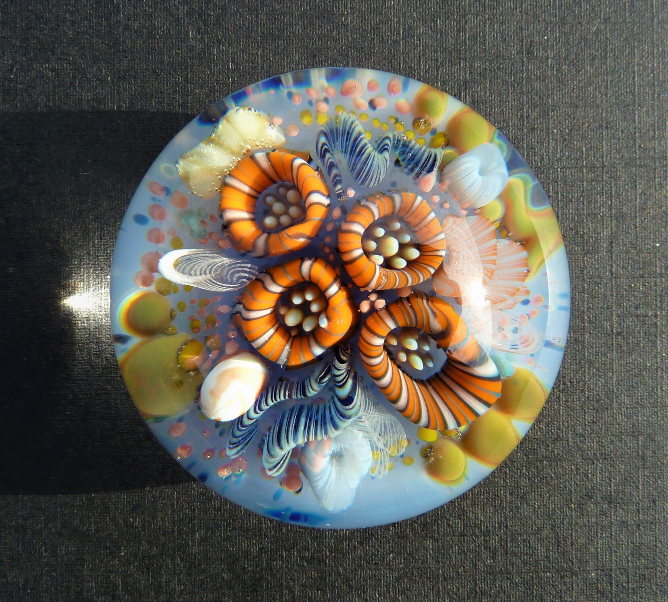 *SOLD* Paperweight 1.75in x 1.4in £85/$110 (No. 10081)